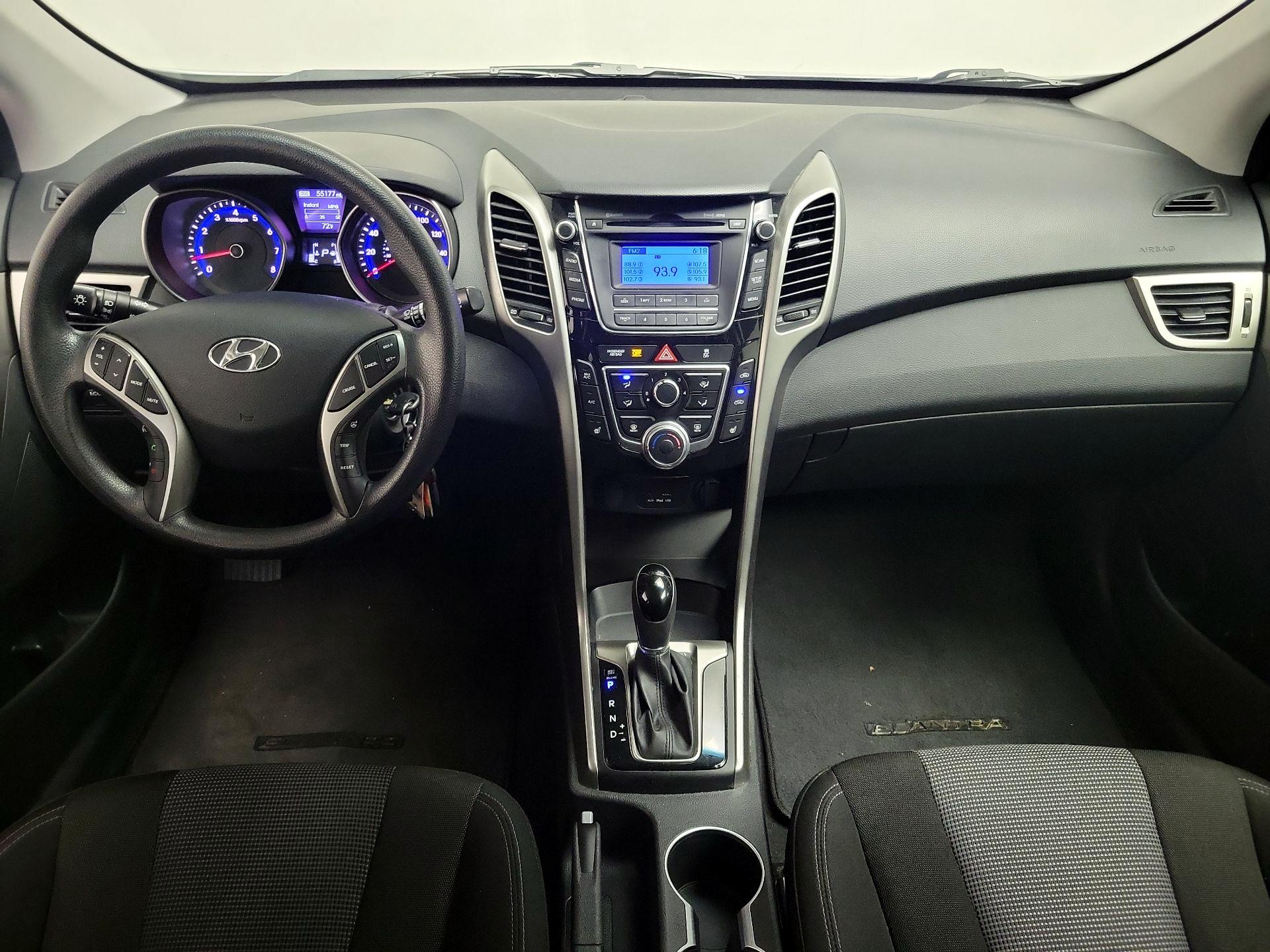 Thumbnail: 2013 Hyundai Elantra - 9