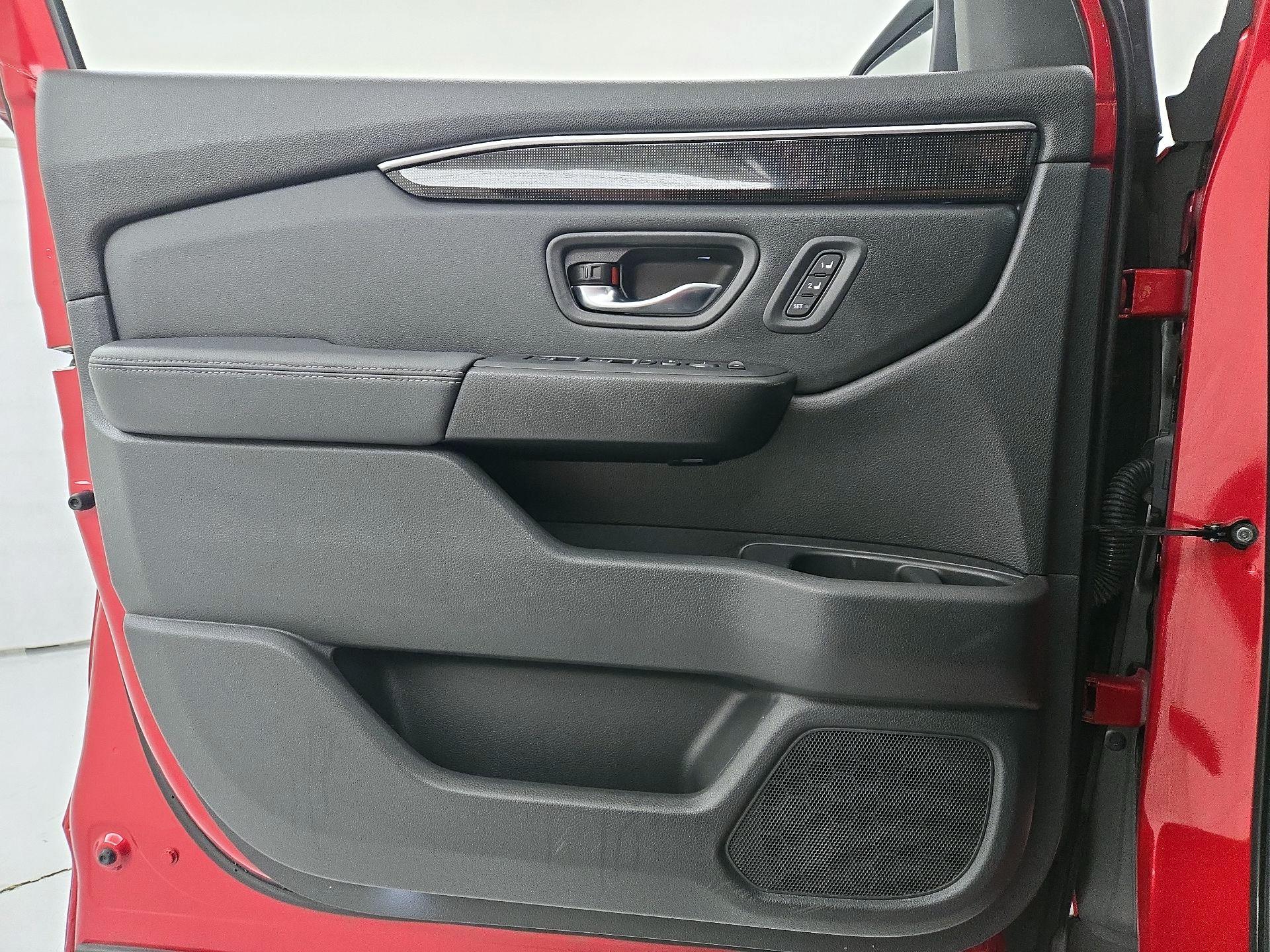 Thumbnail: 2023 Honda Pilot - 12