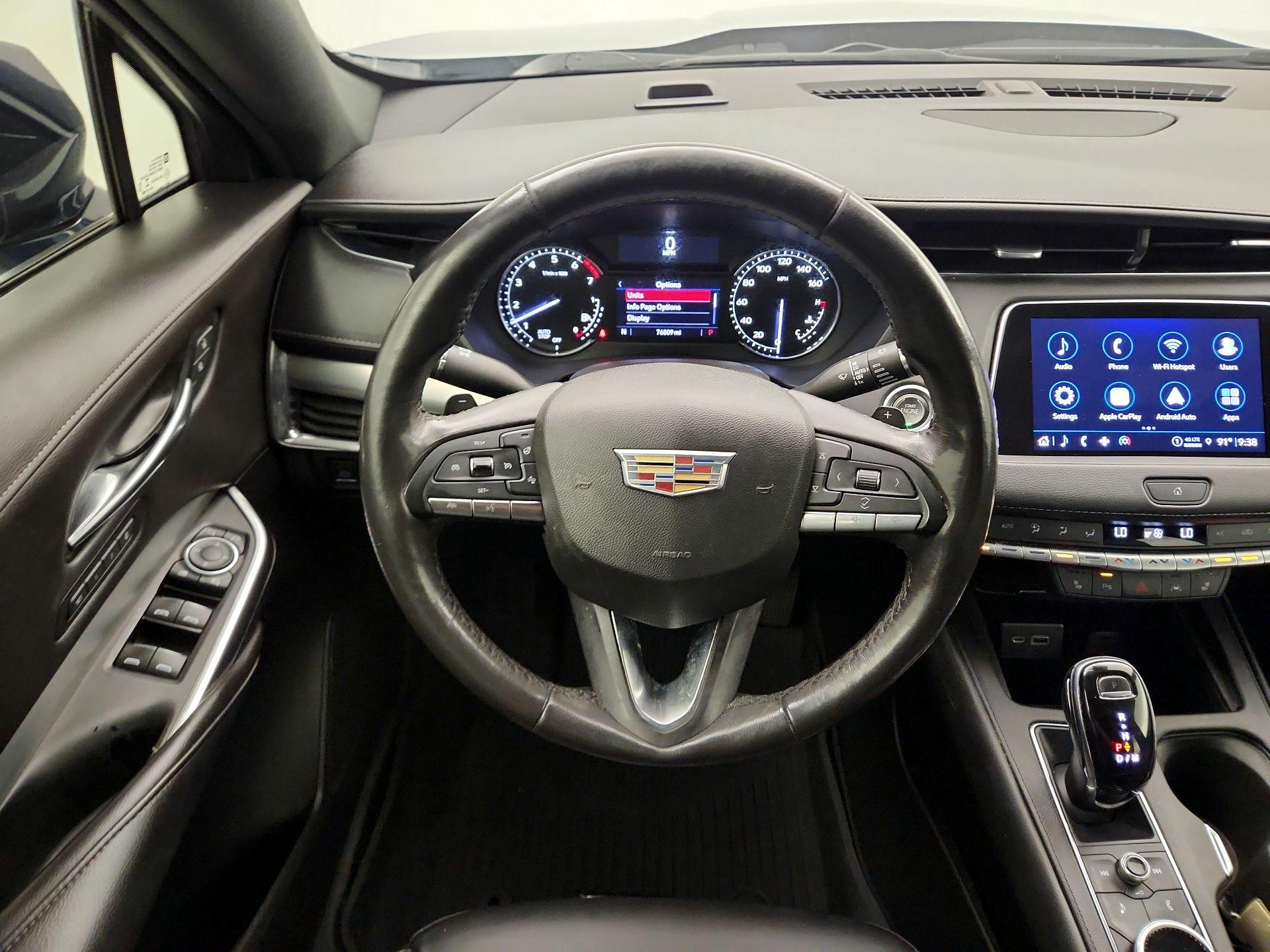 Thumbnail: 2021 Cadillac XT4 - 10