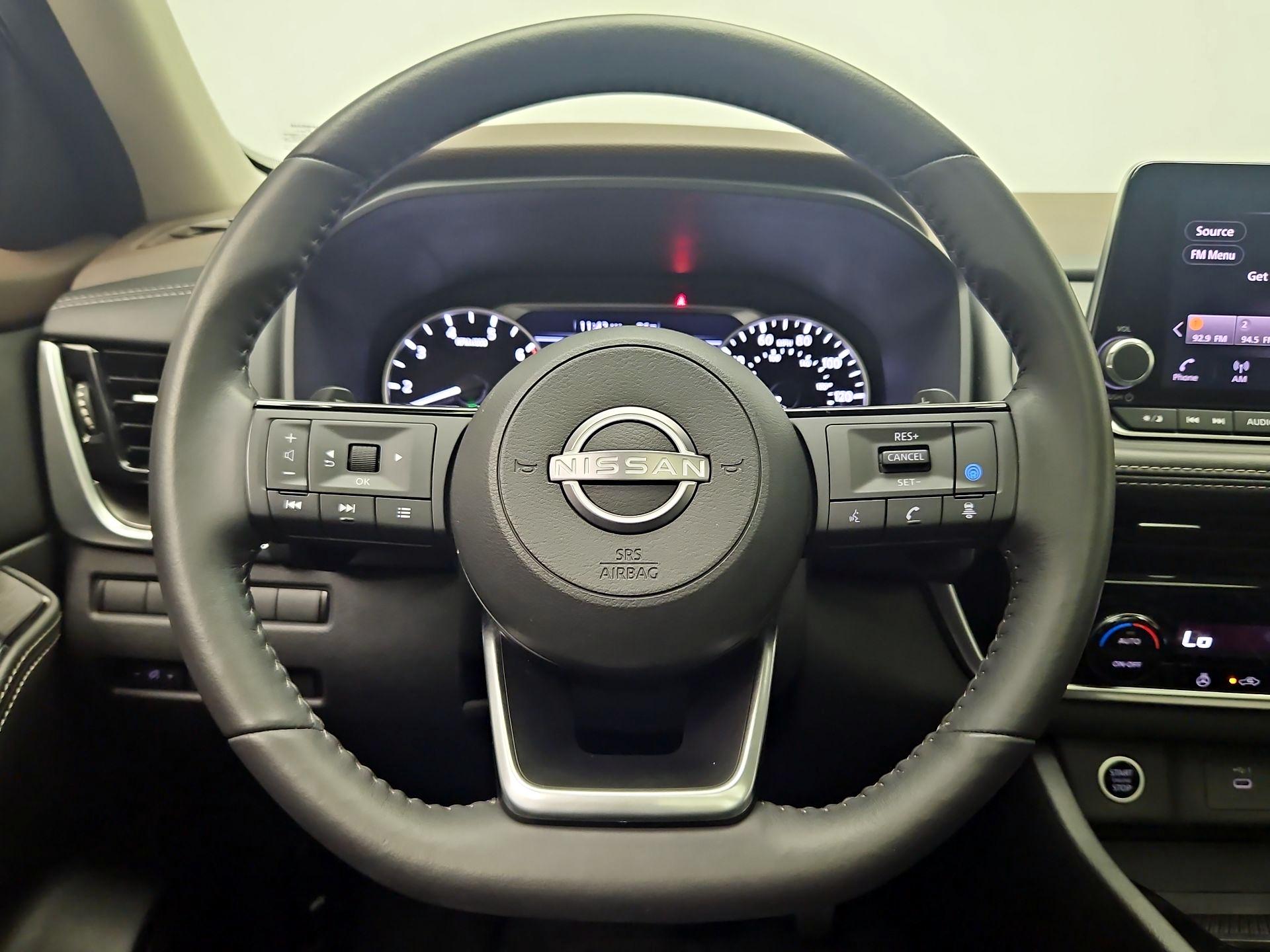 Thumbnail: 2023 Nissan Rogue - 10