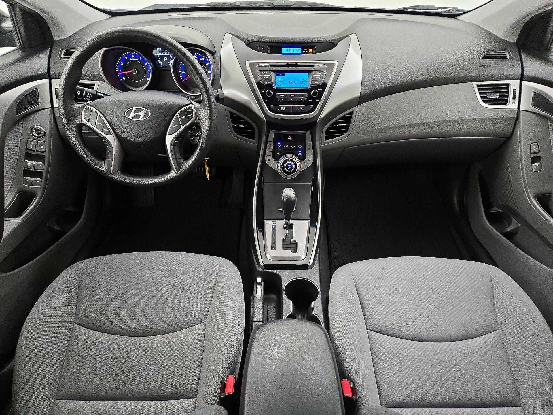 Thumbnail: 2013 Hyundai Elantra - 9