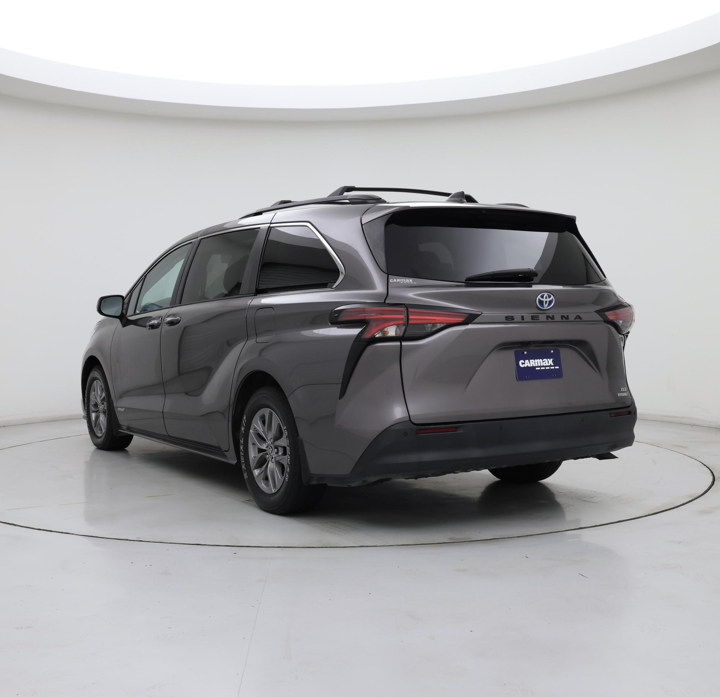 Thumbnail: 2021 Toyota Sienna - 2
