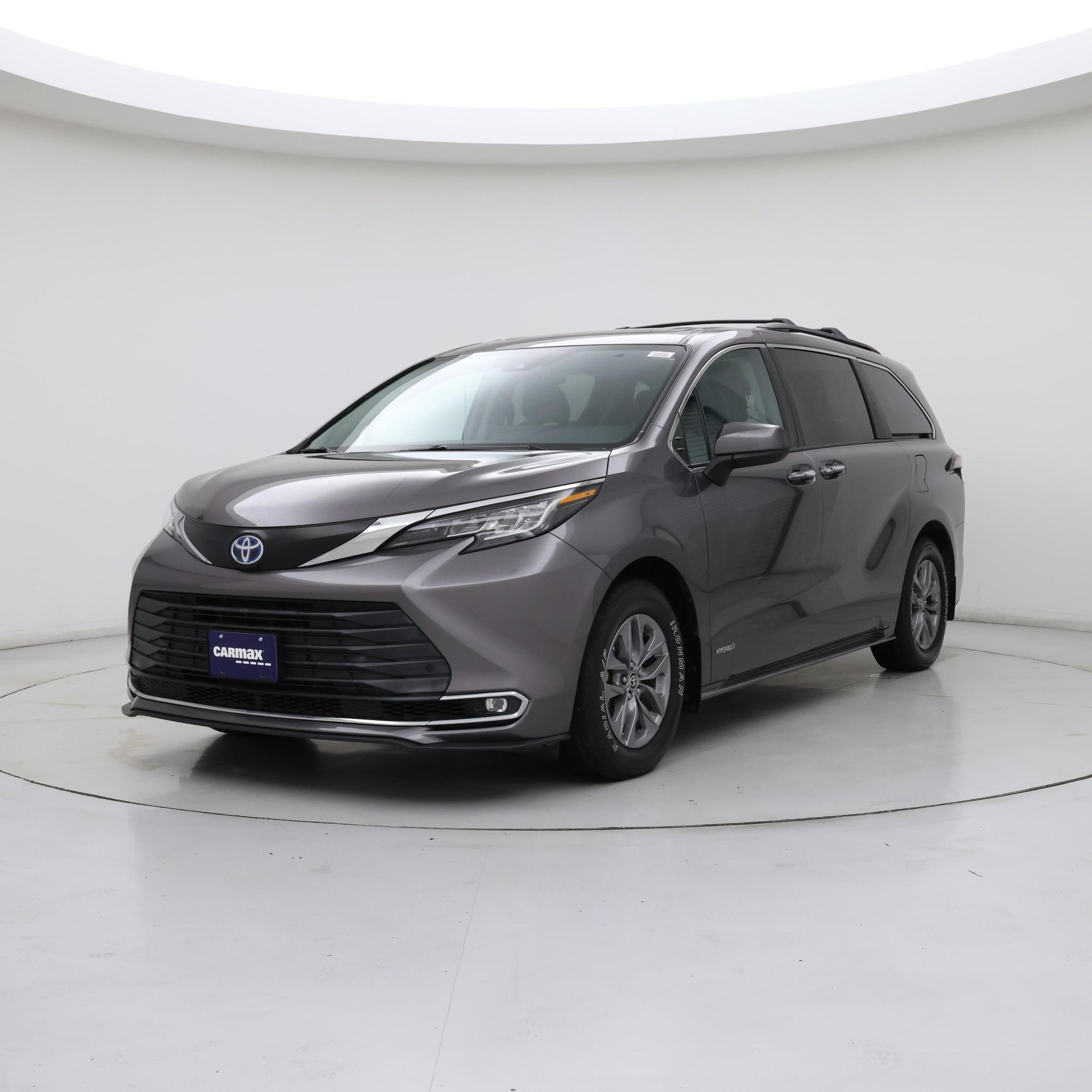 Thumbnail: 2021 Toyota Sienna - 4