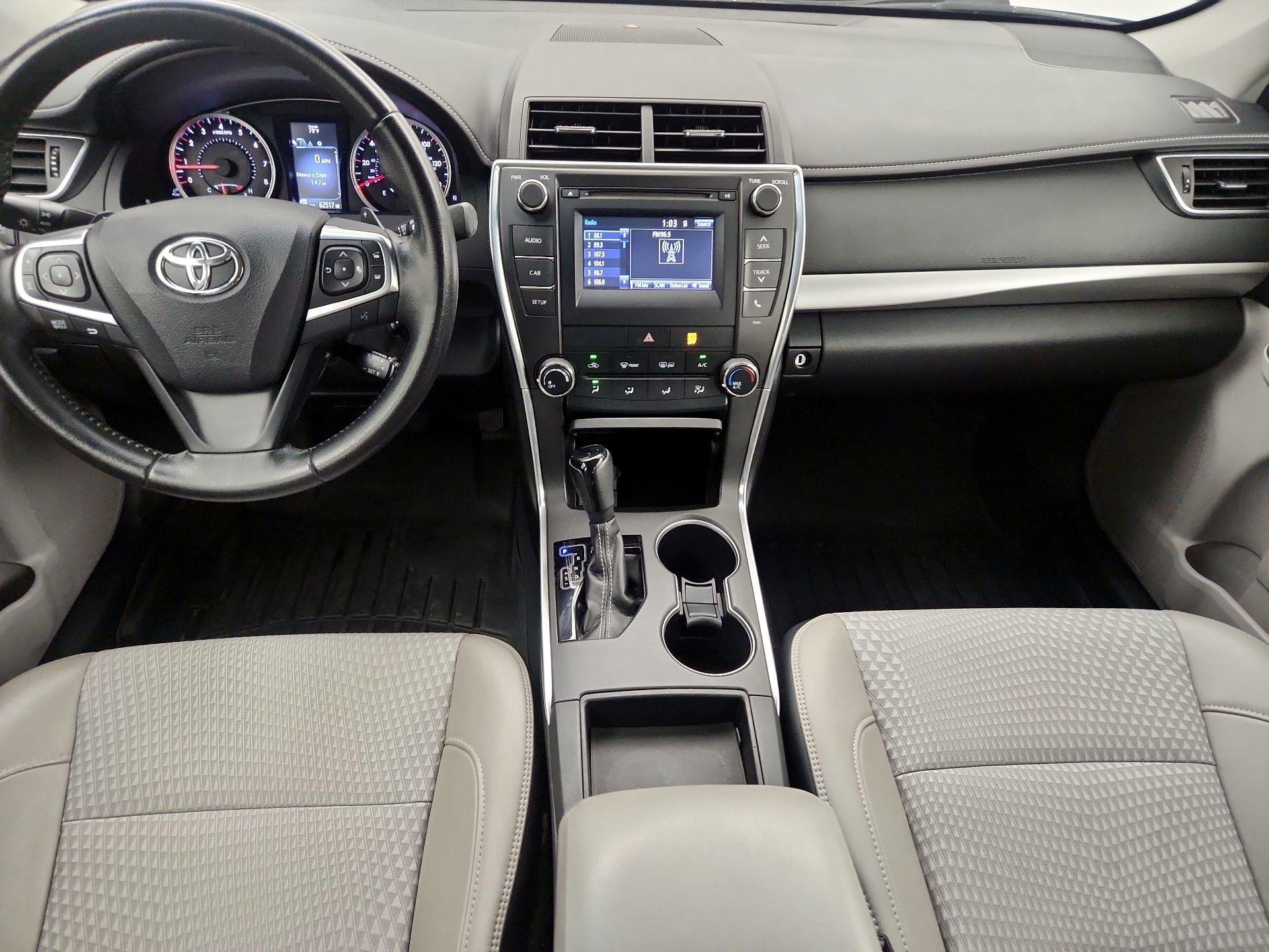 Thumbnail: 2015 Toyota Camry - 9