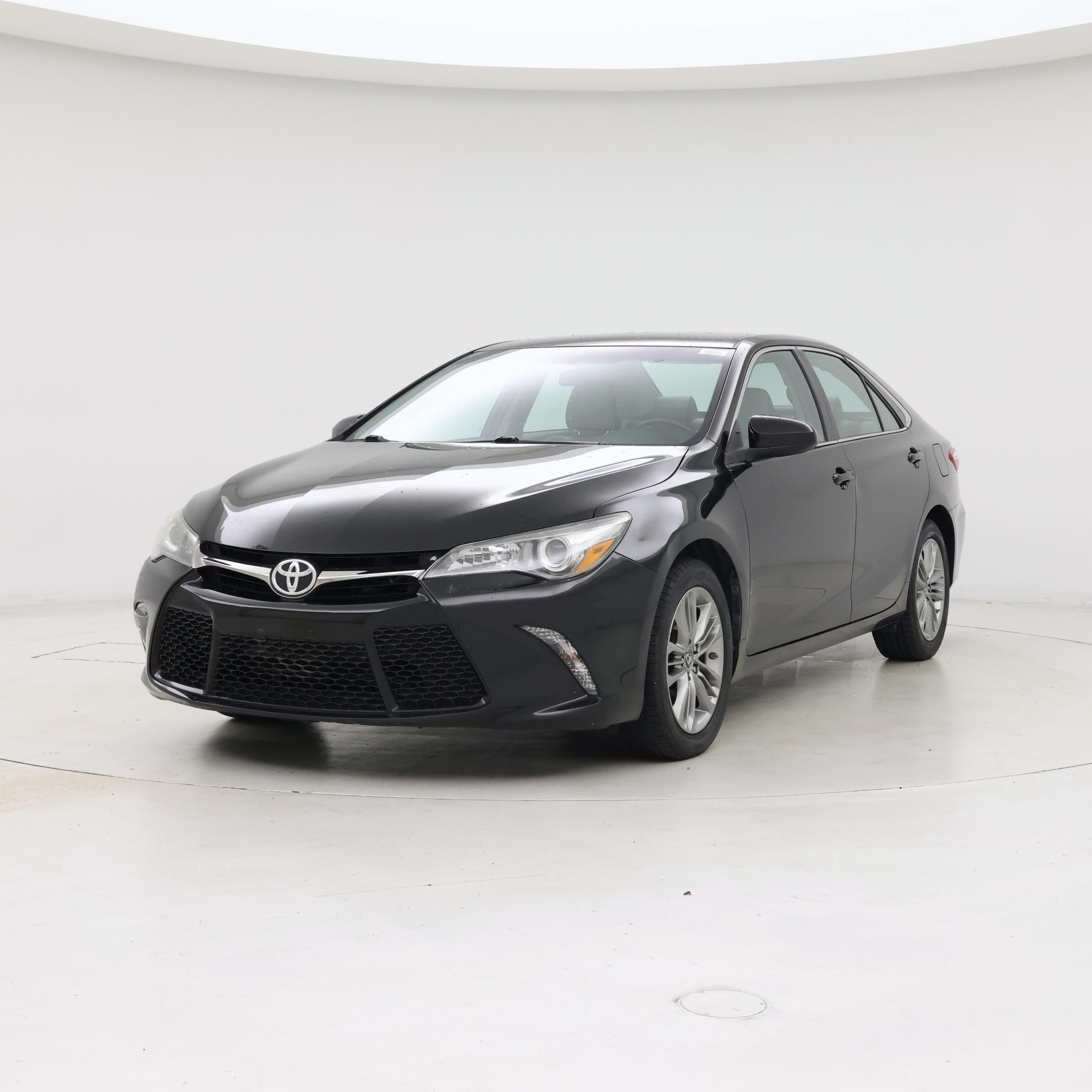 Thumbnail: 2015 Toyota Camry - 4