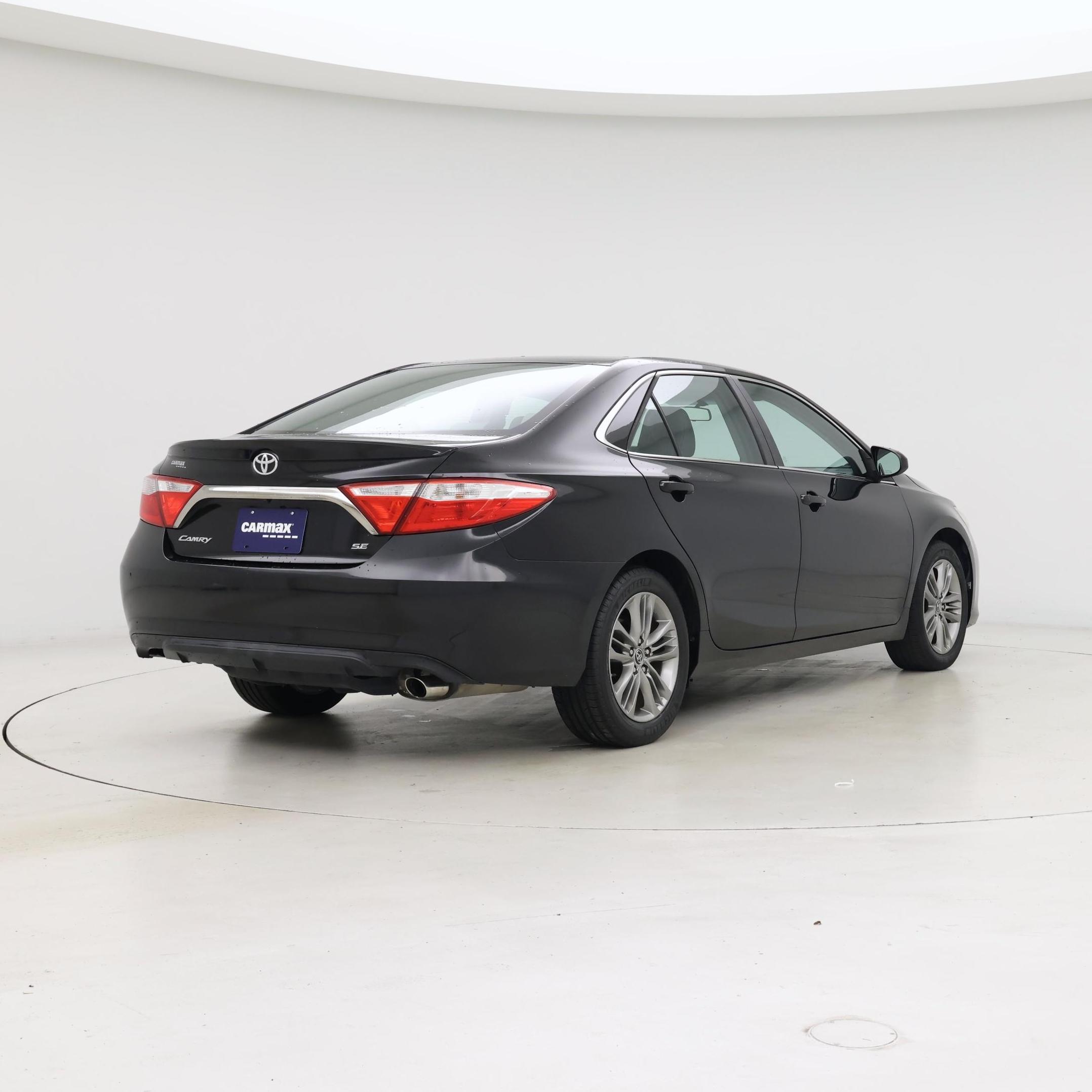 Thumbnail: 2015 Toyota Camry - 8
