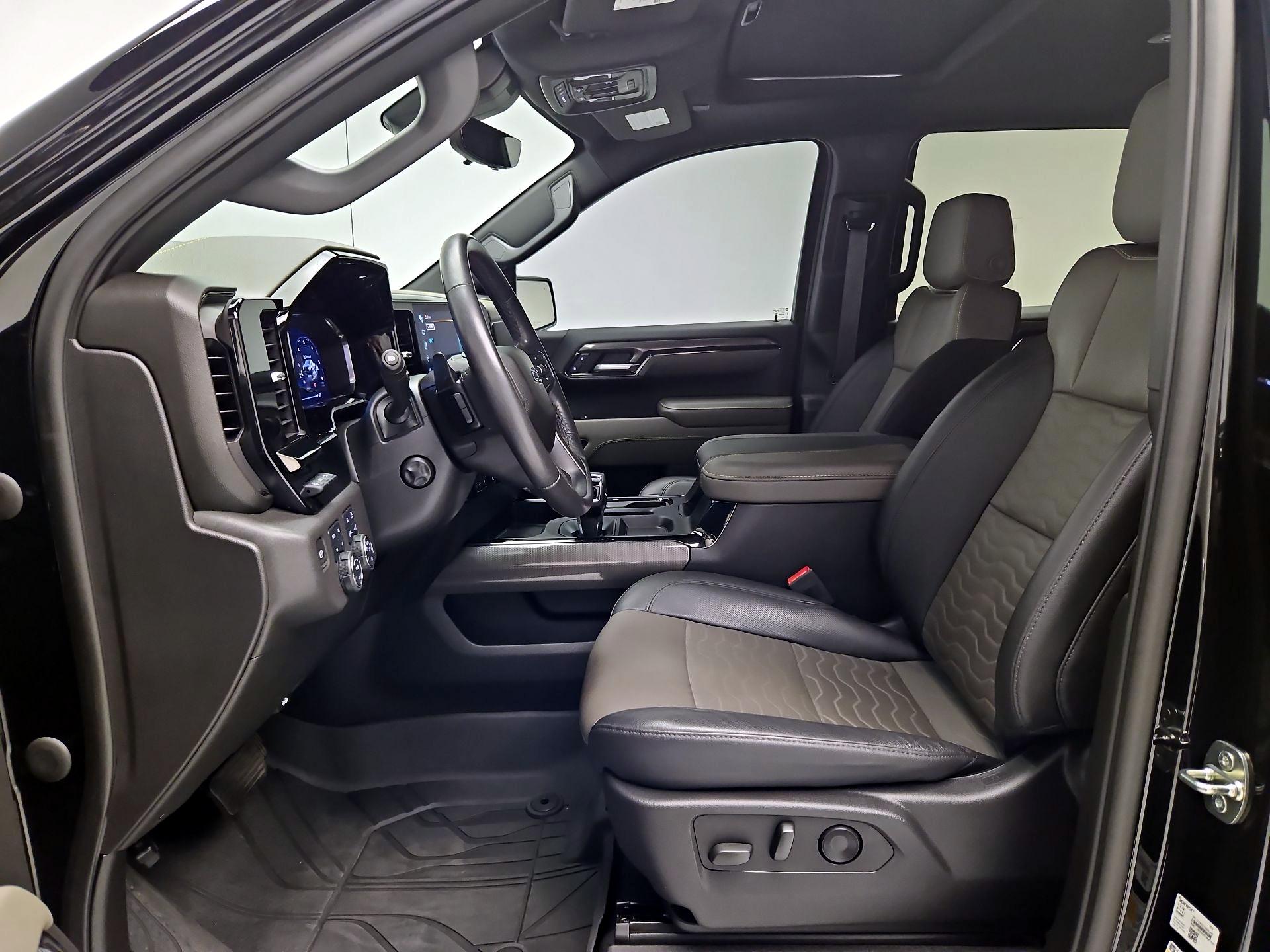 Thumbnail: 2023 Chevrolet Silverado 1500 - 11