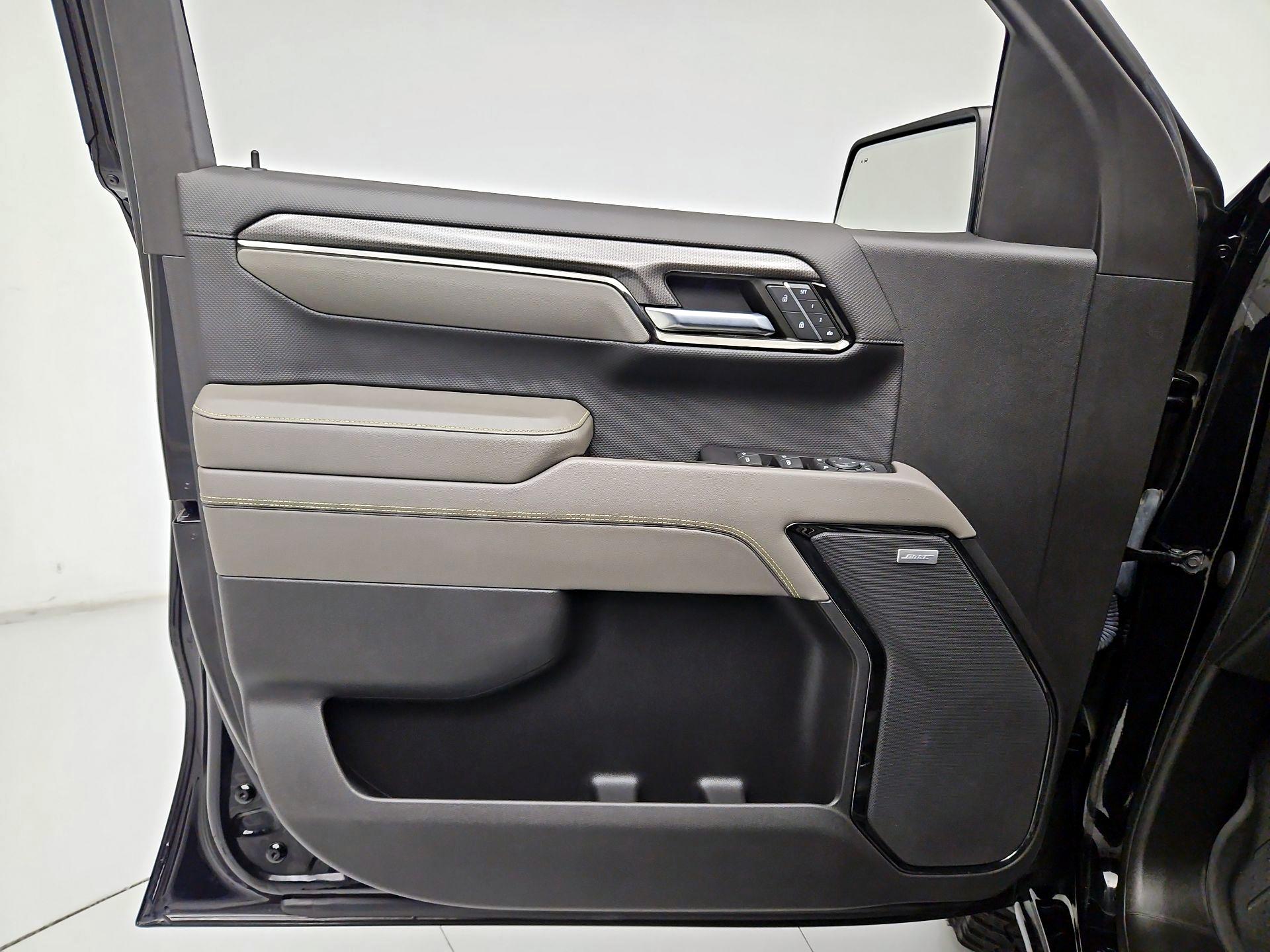 Thumbnail: 2023 Chevrolet Silverado 1500 - 12