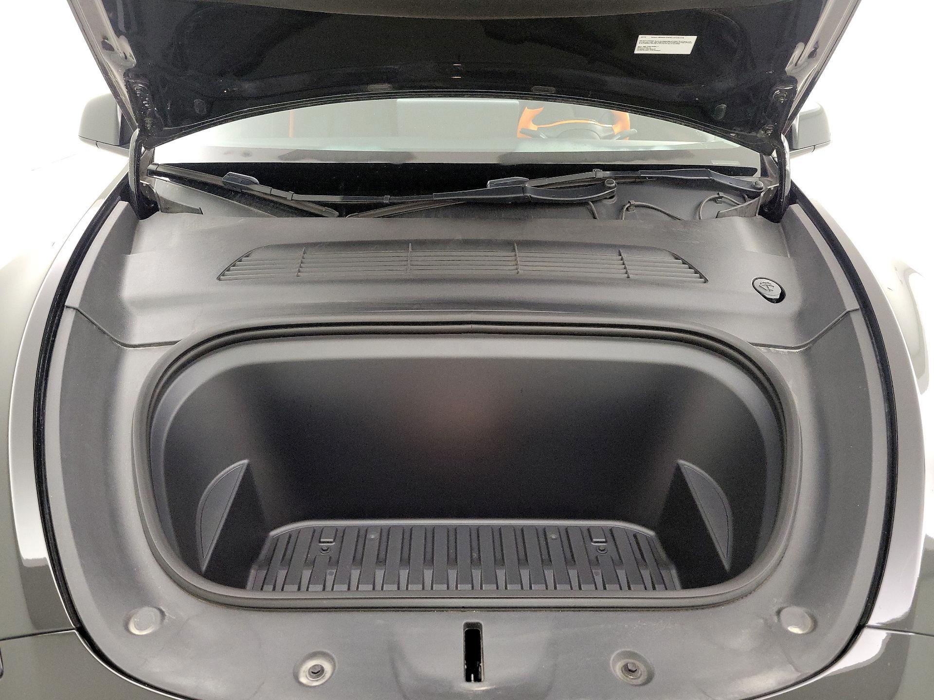 Thumbnail: 2023 Tesla Model Y - 20