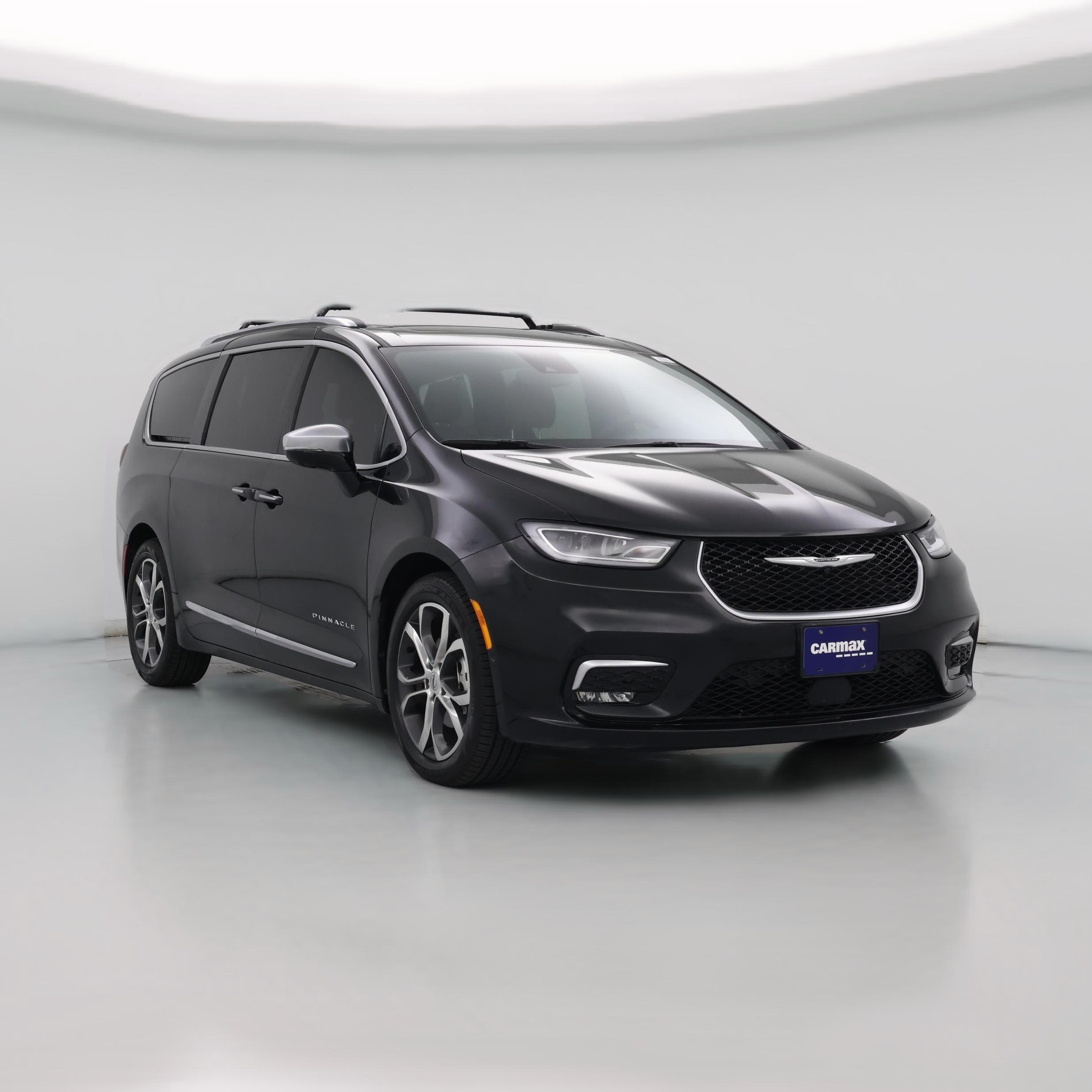 Thumbnail: 2023 Chrysler Pacifica - 1