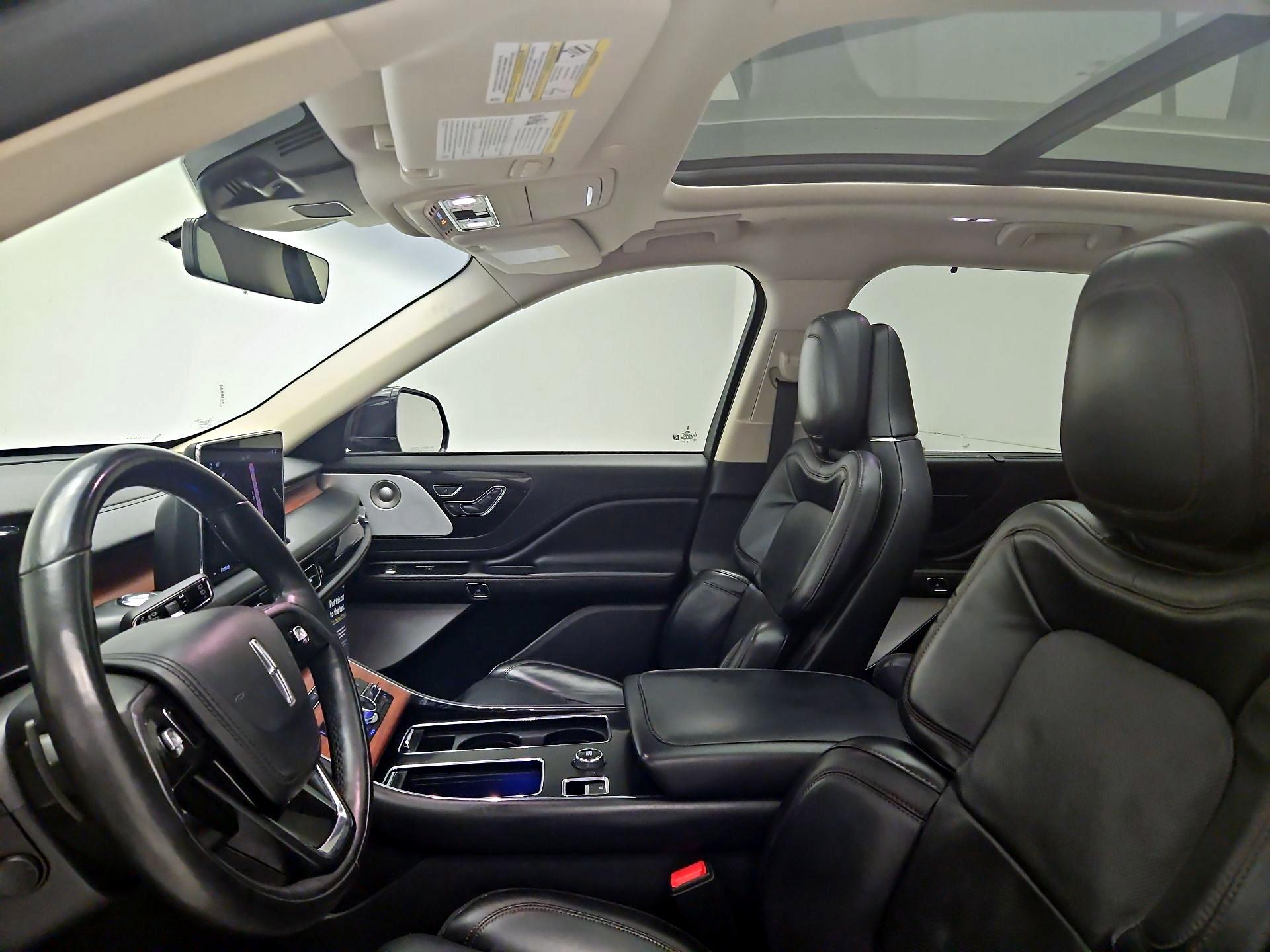 Thumbnail: 2020 Lincoln Aviator - 20