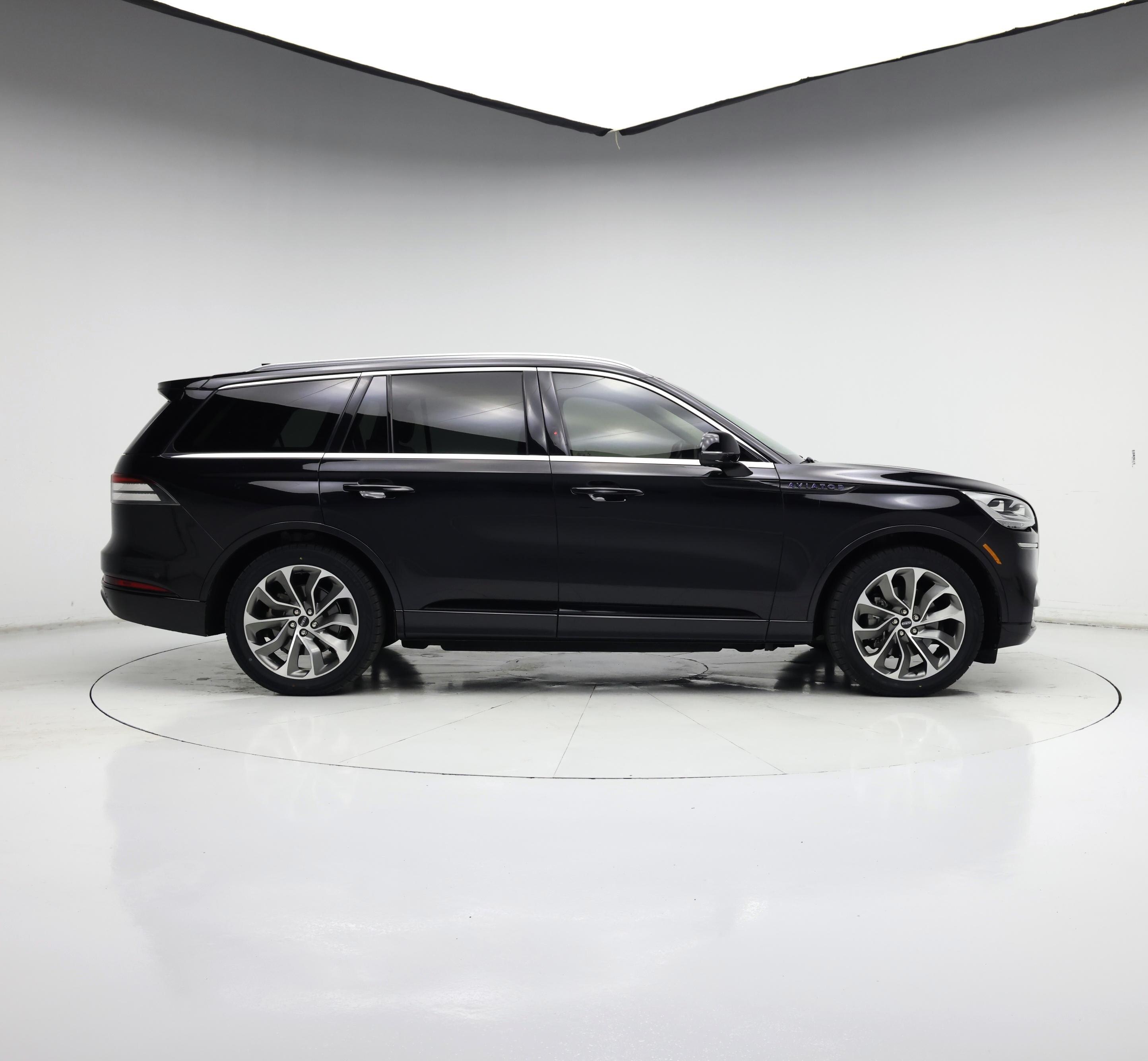 Thumbnail: 2020 Lincoln Aviator - 7