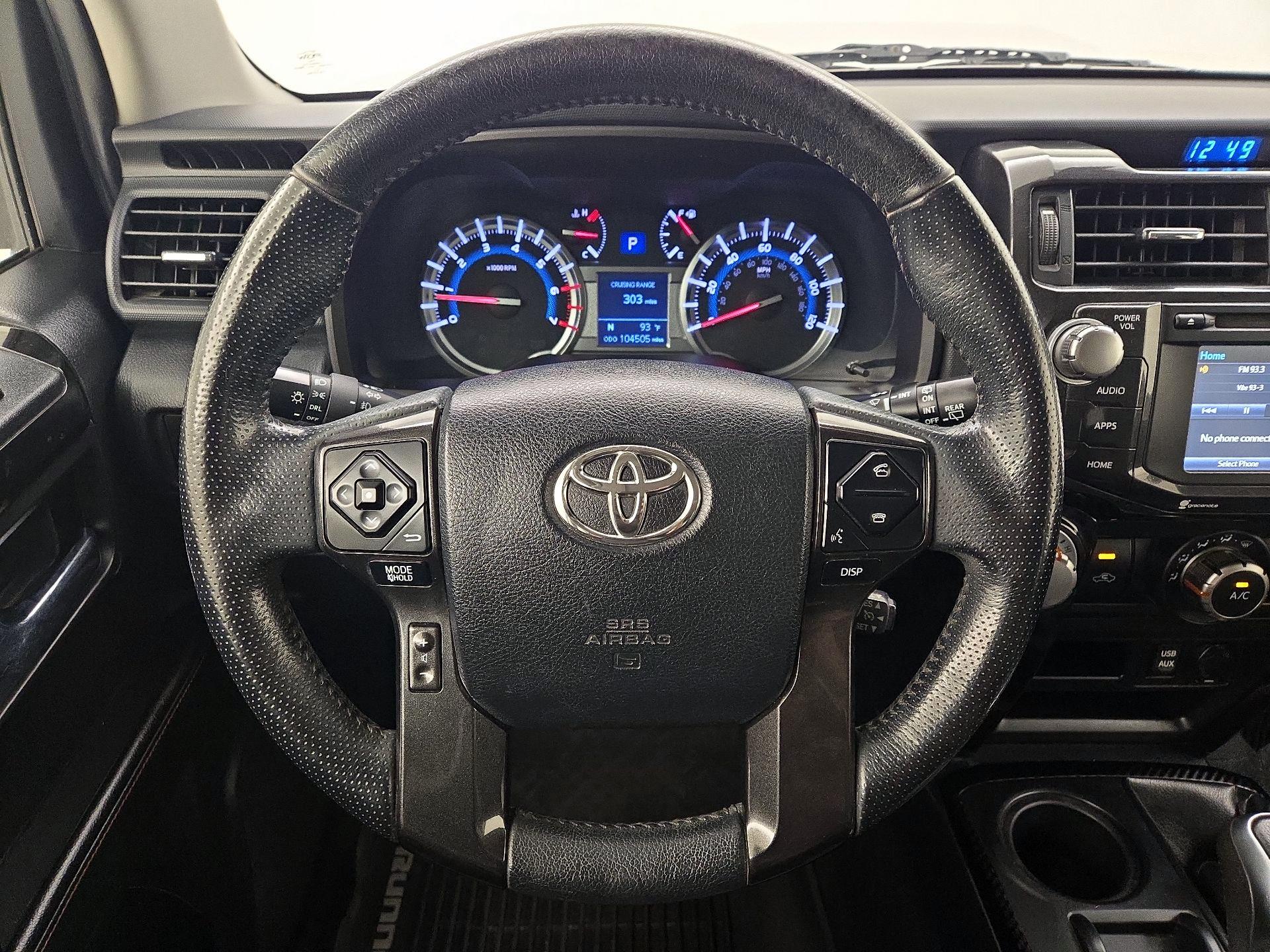 Thumbnail: 2017 Toyota 4Runner - 10