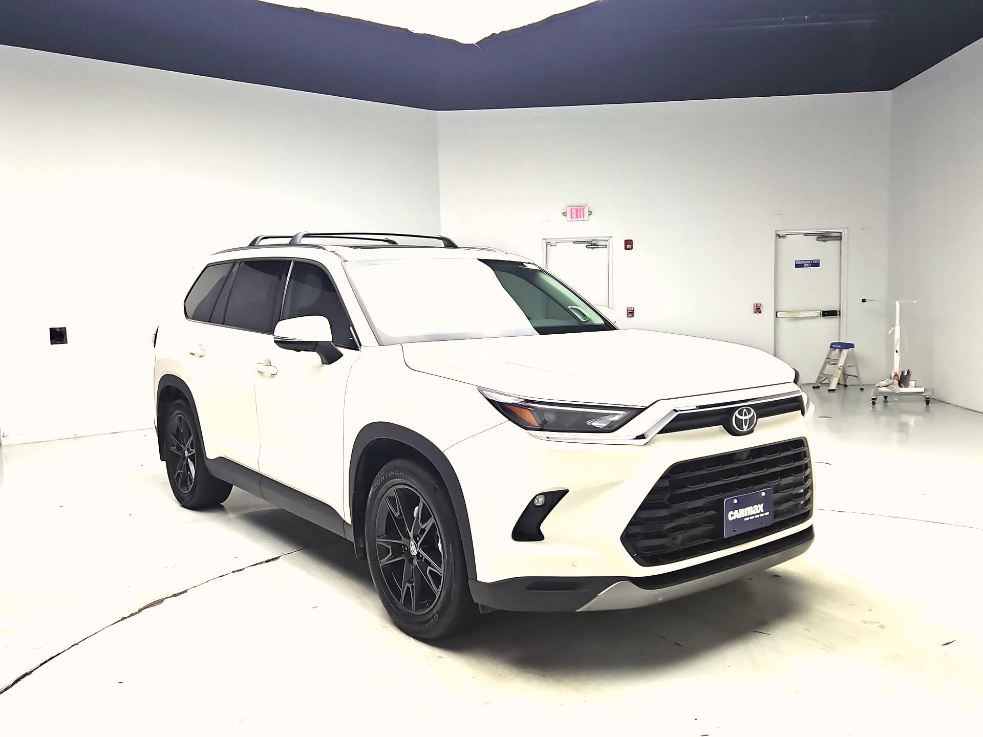 Thumbnail: 2024 Toyota Highlander - 1