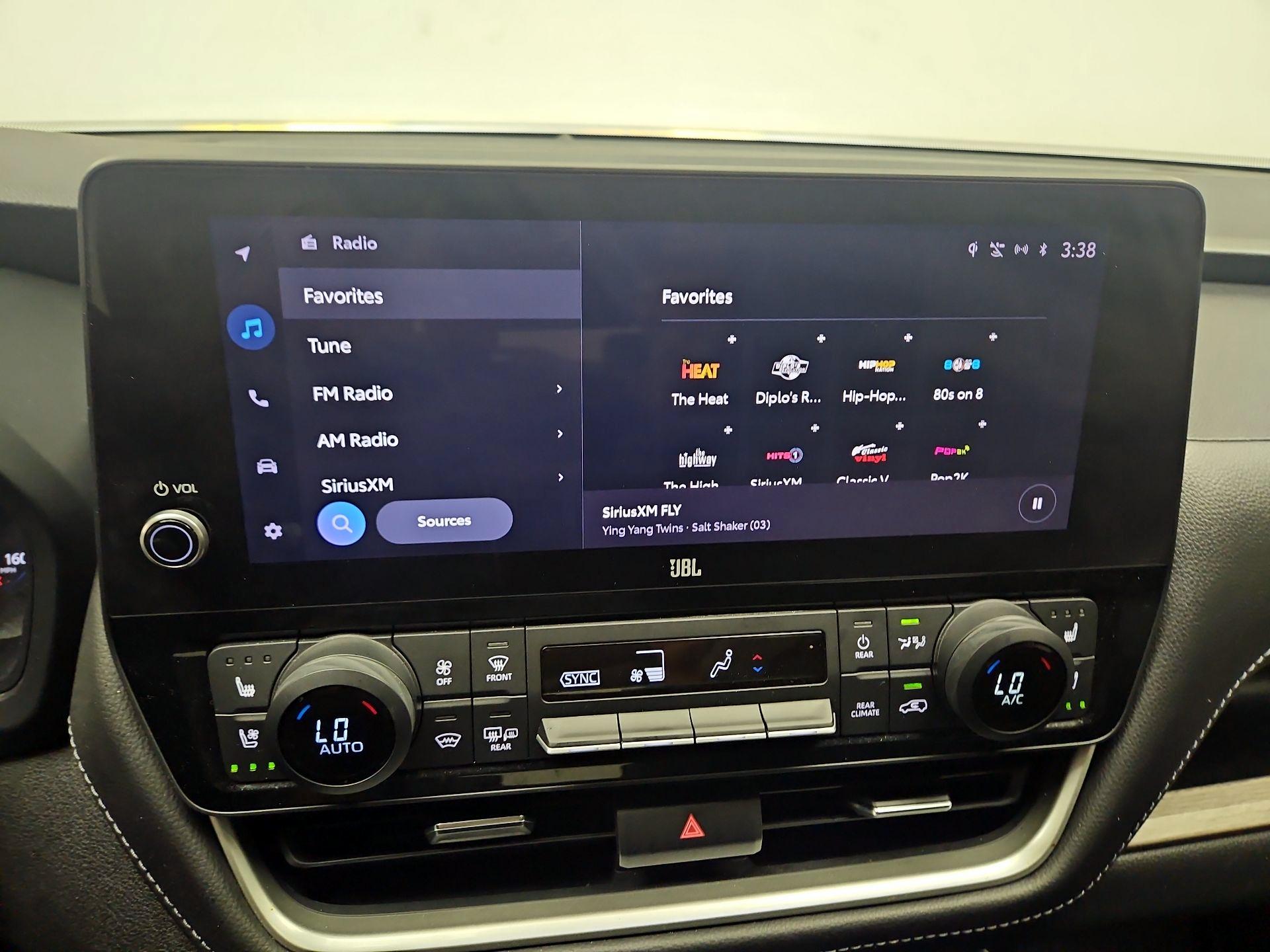 Thumbnail: 2024 Toyota Highlander - 13