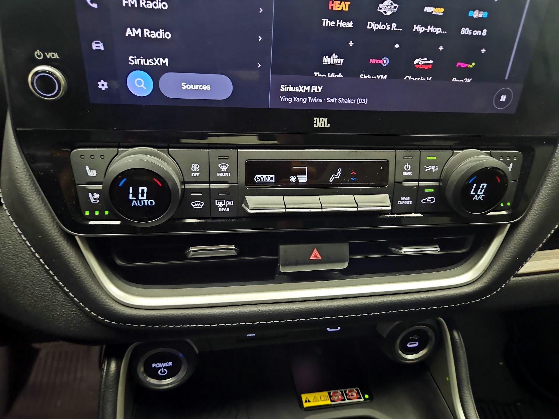 Thumbnail: 2024 Toyota Highlander - 14