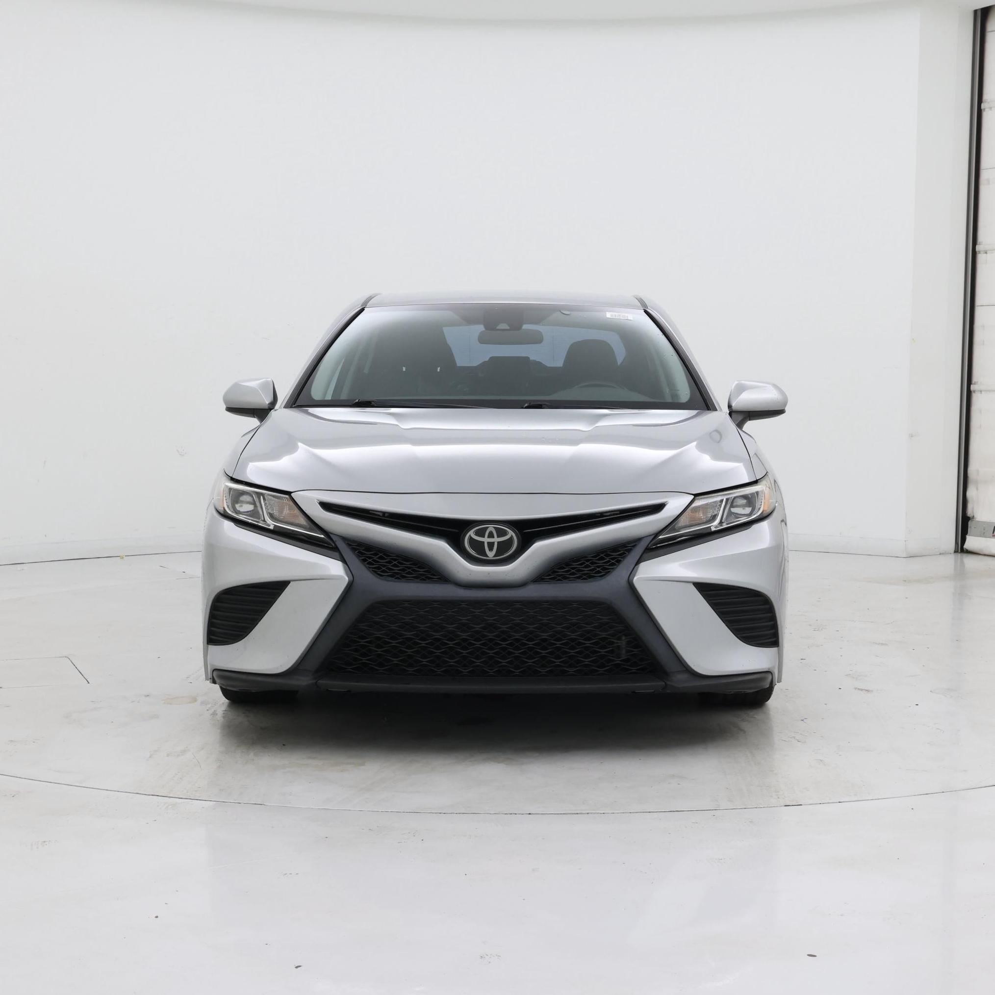 Thumbnail: 2020 Toyota Camry - 5