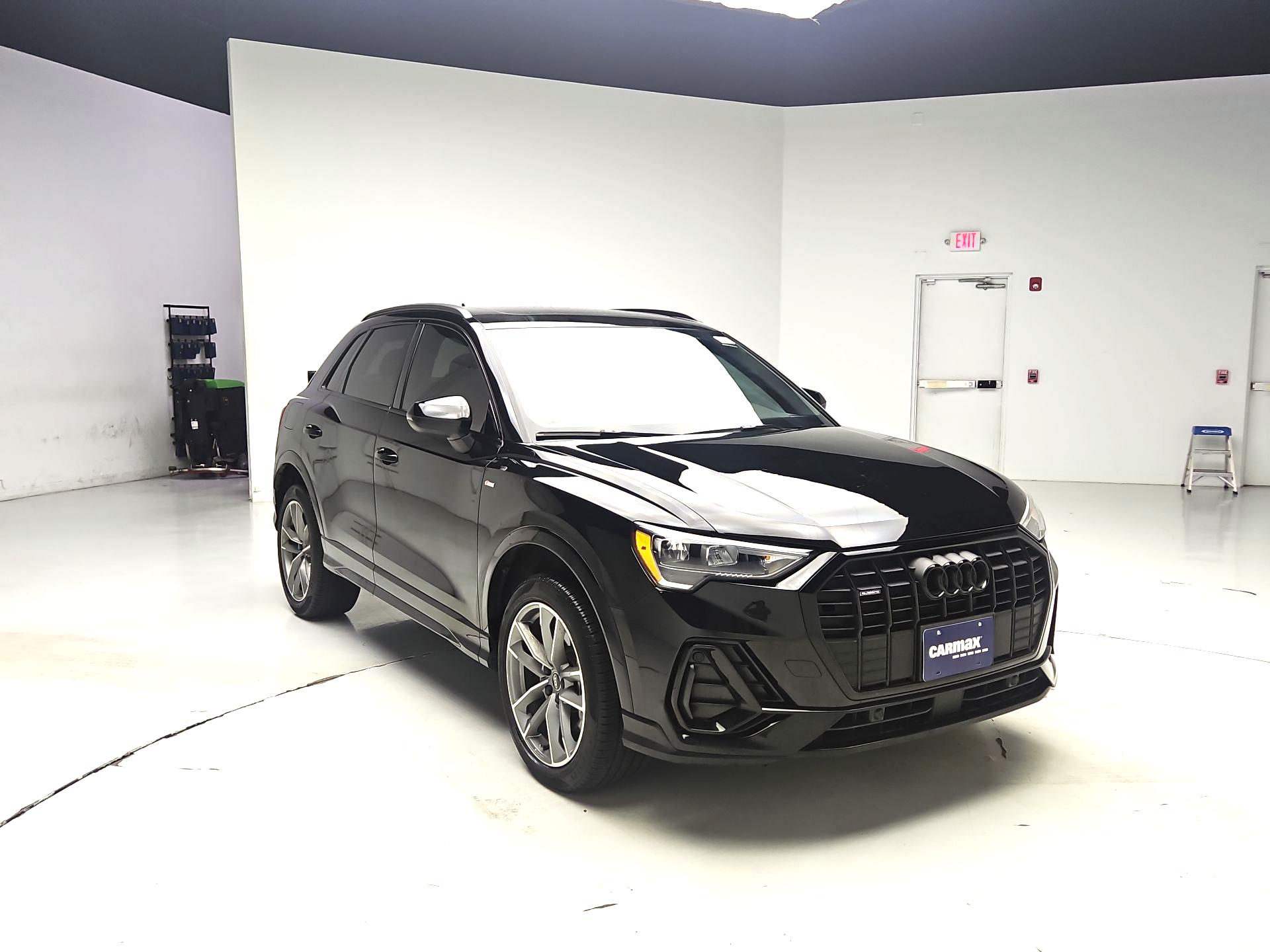 Thumbnail: 2022 Audi Q3 - 1
