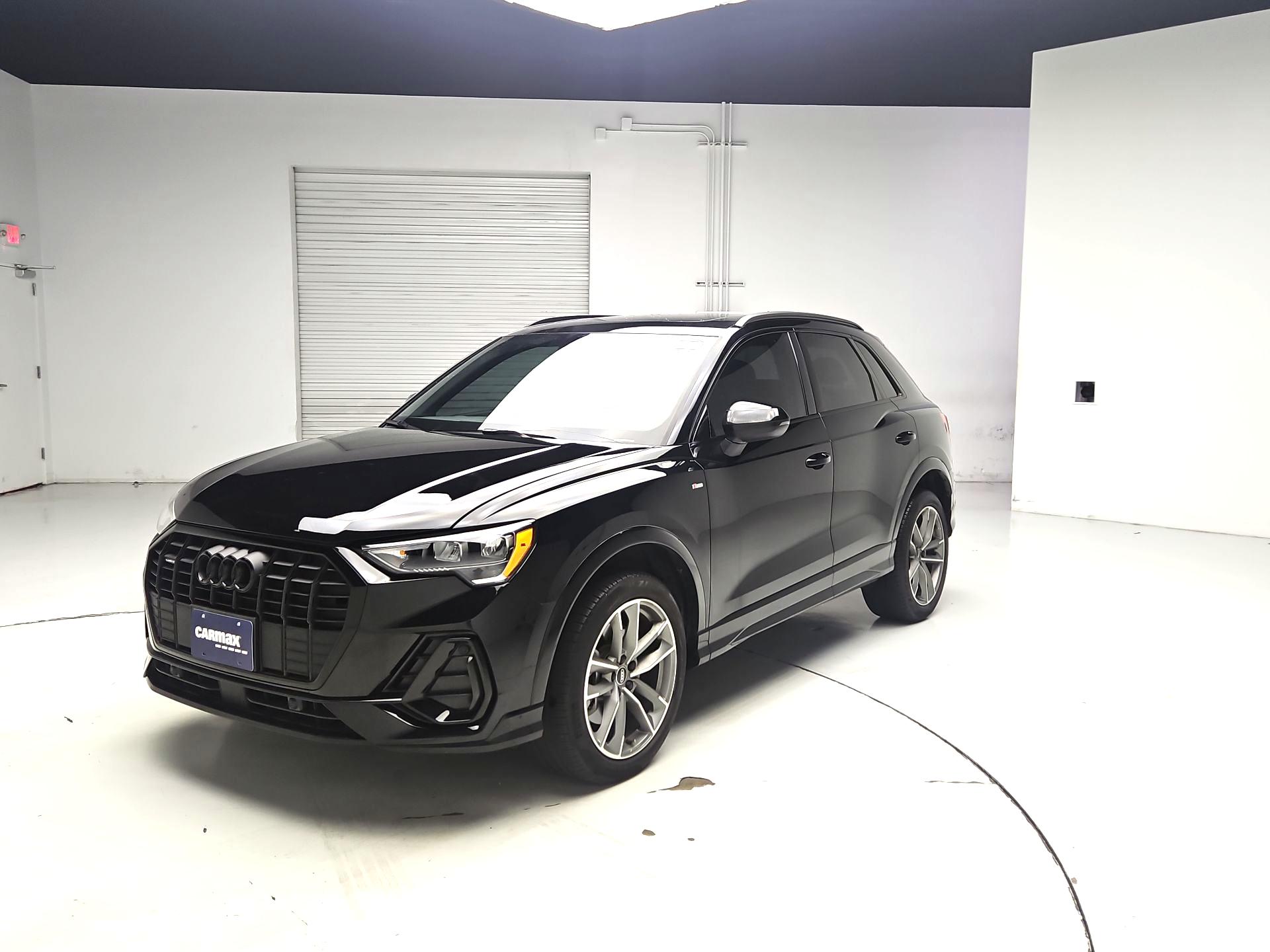 Thumbnail: 2022 Audi Q3 - 3