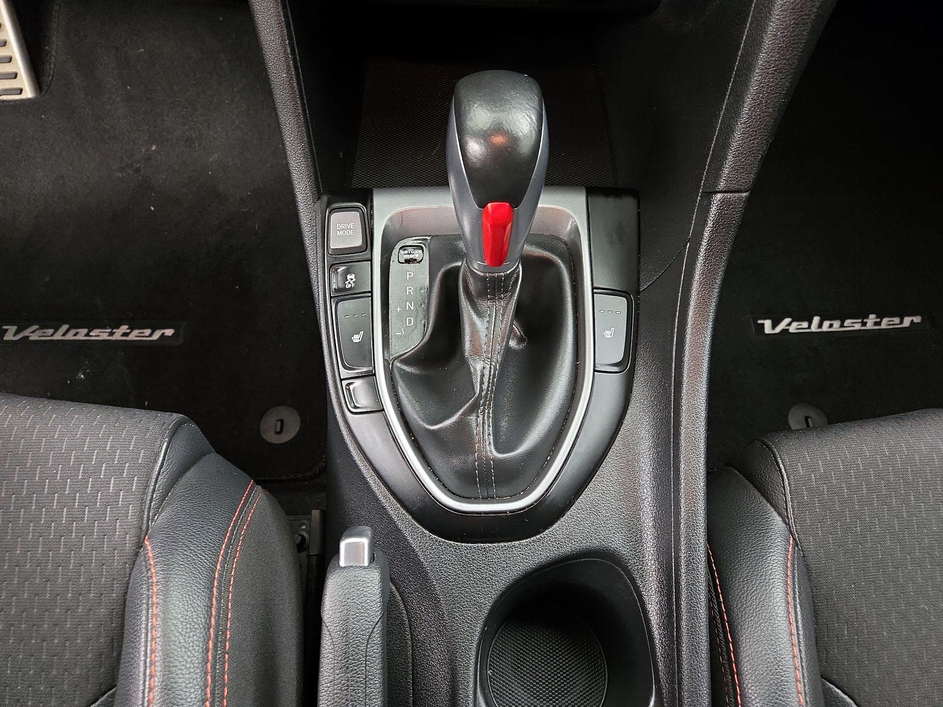 Thumbnail: 2019 Hyundai Veloster - 17