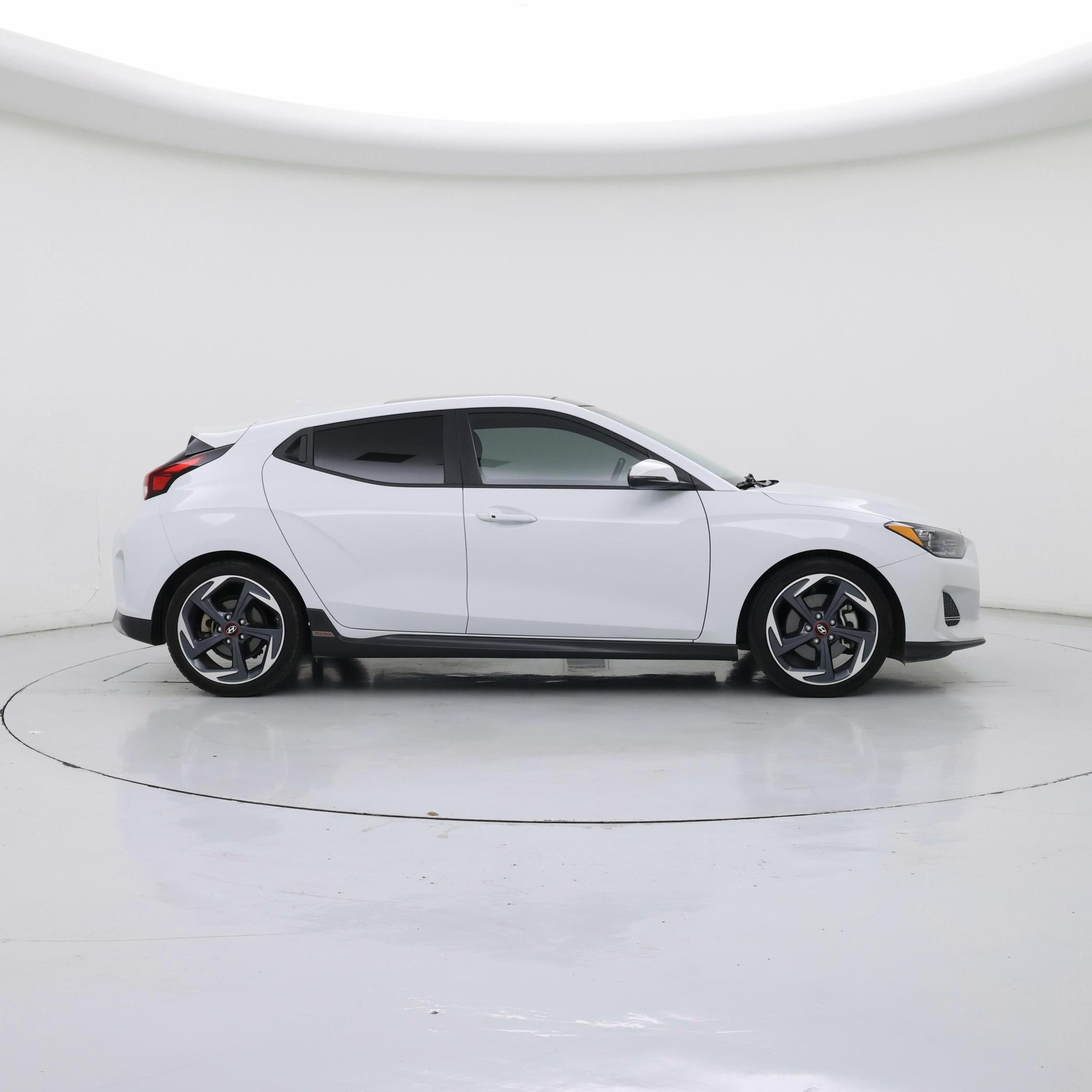Thumbnail: 2019 Hyundai Veloster - 7