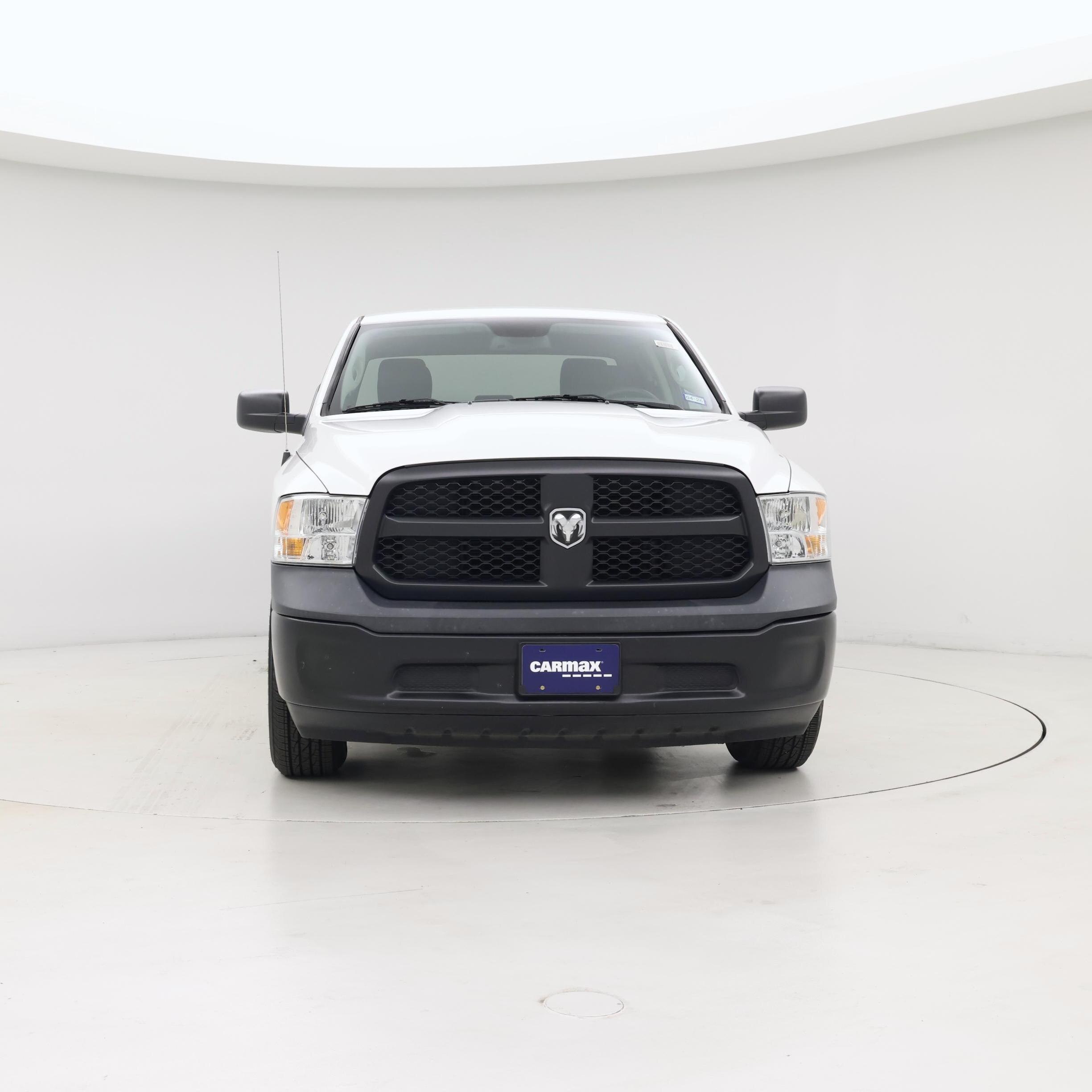 Thumbnail: 2019 RAM 1500 Classic - 5