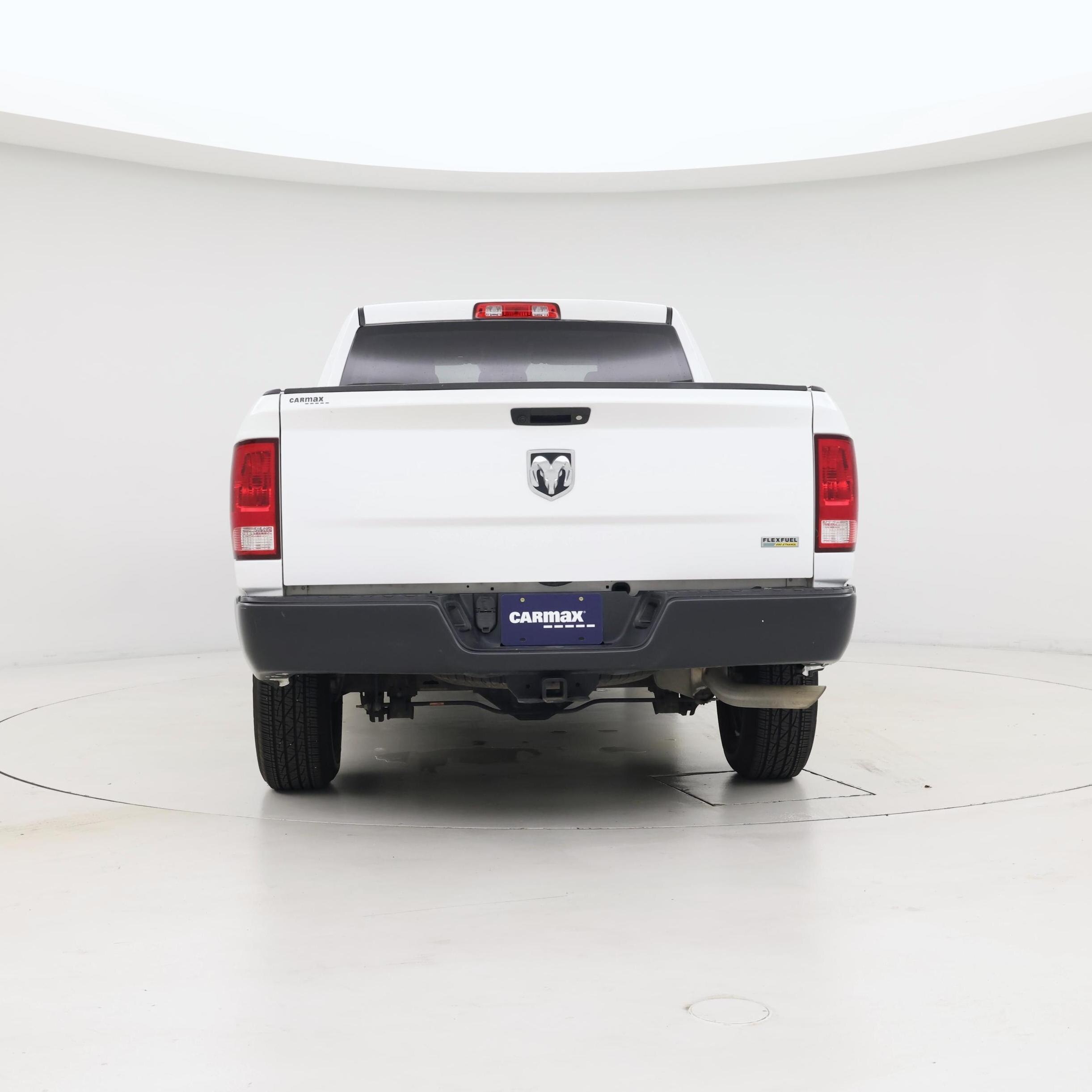 Thumbnail: 2019 RAM 1500 Classic - 6