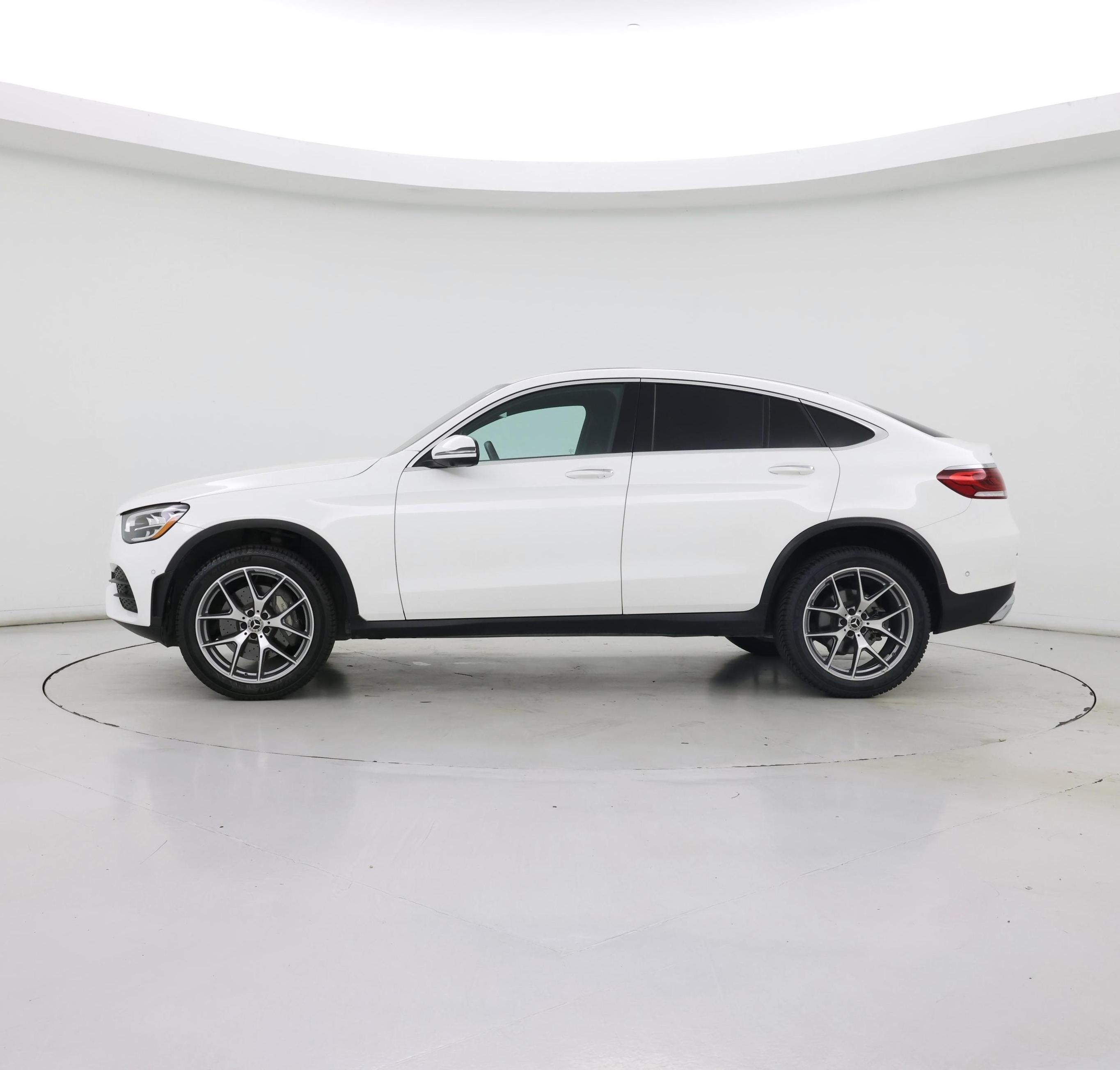 Thumbnail: 2022 Mercedes-Benz GLC - 3