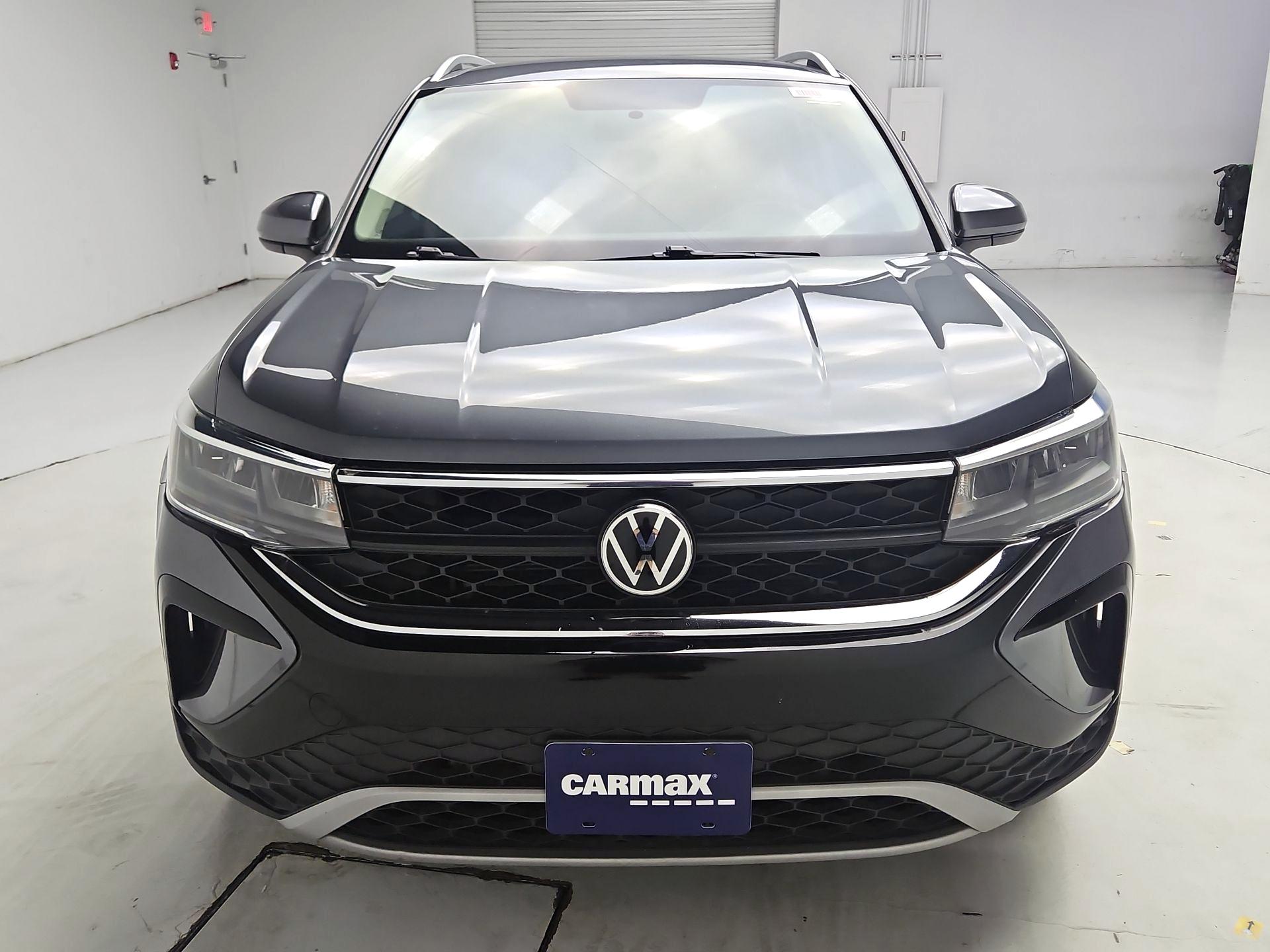 Thumbnail: 2022 Volkswagen Taos - 2