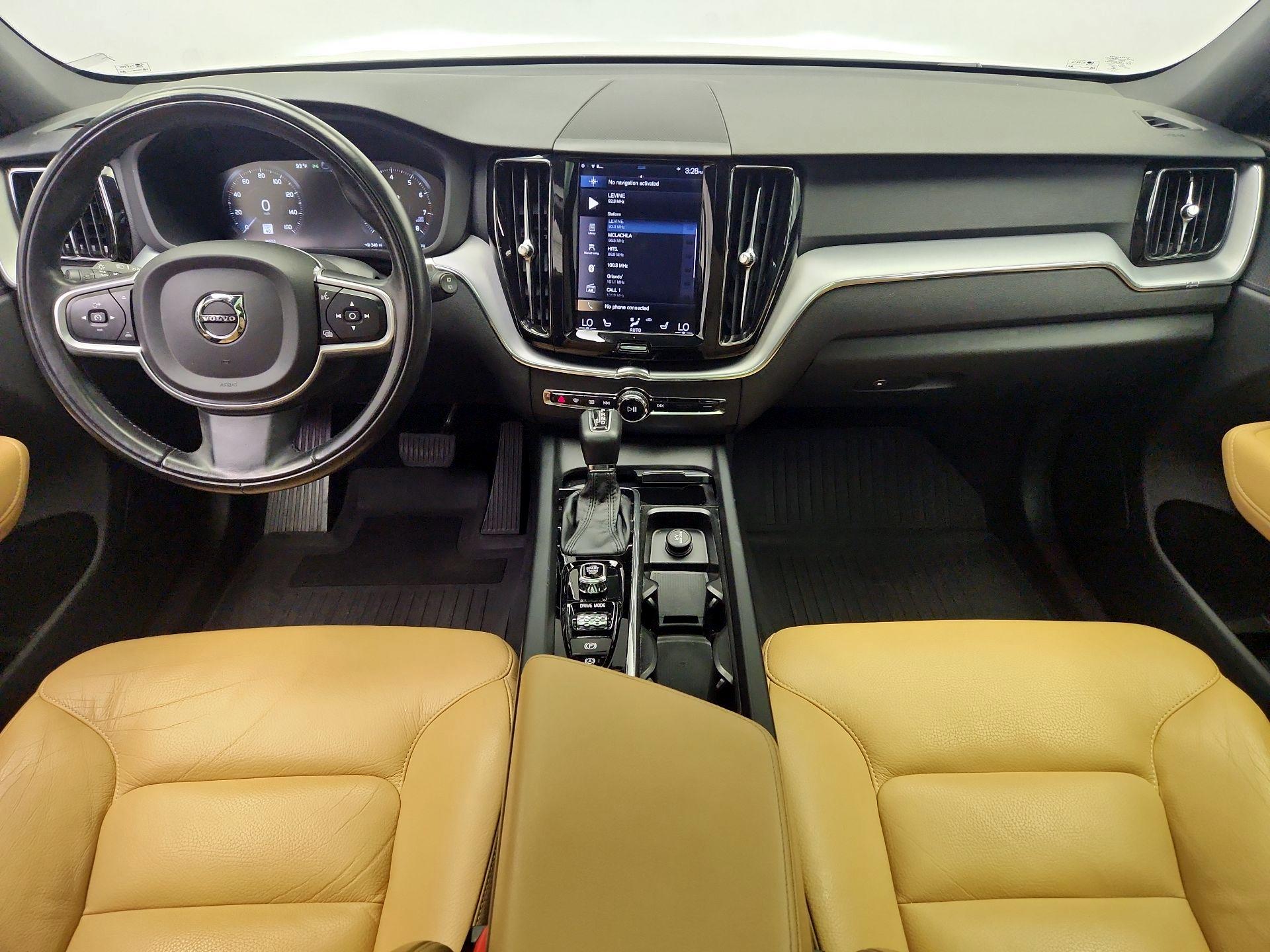 Thumbnail: 2020 Volvo XC60 - 9
