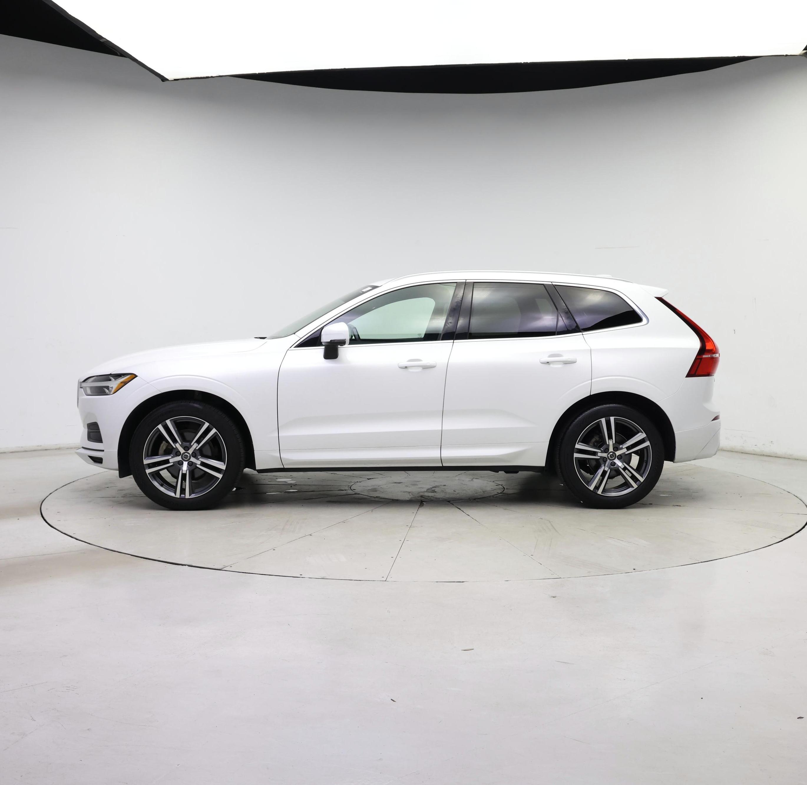 Thumbnail: 2020 Volvo XC60 - 3