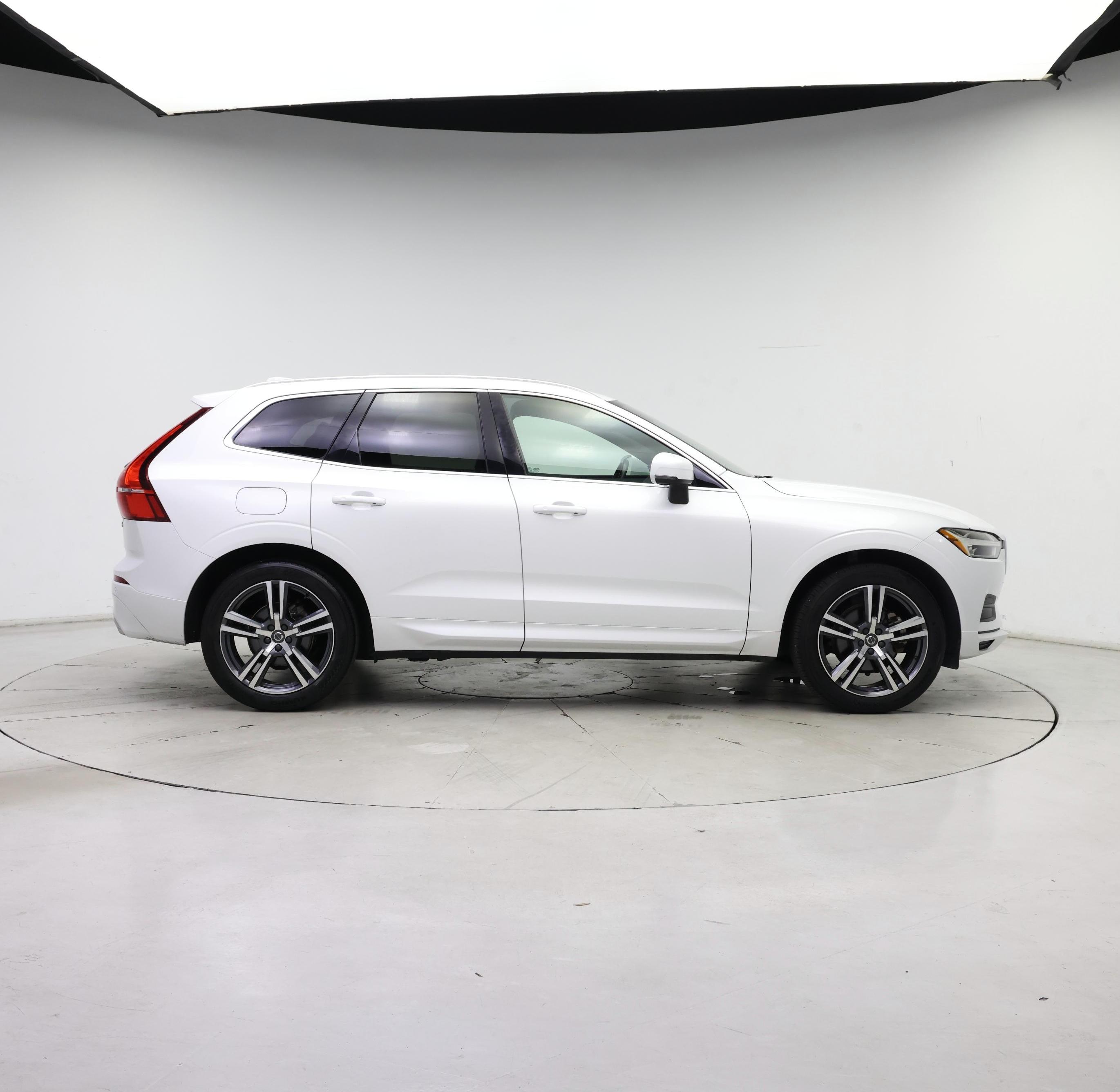 Thumbnail: 2020 Volvo XC60 - 7