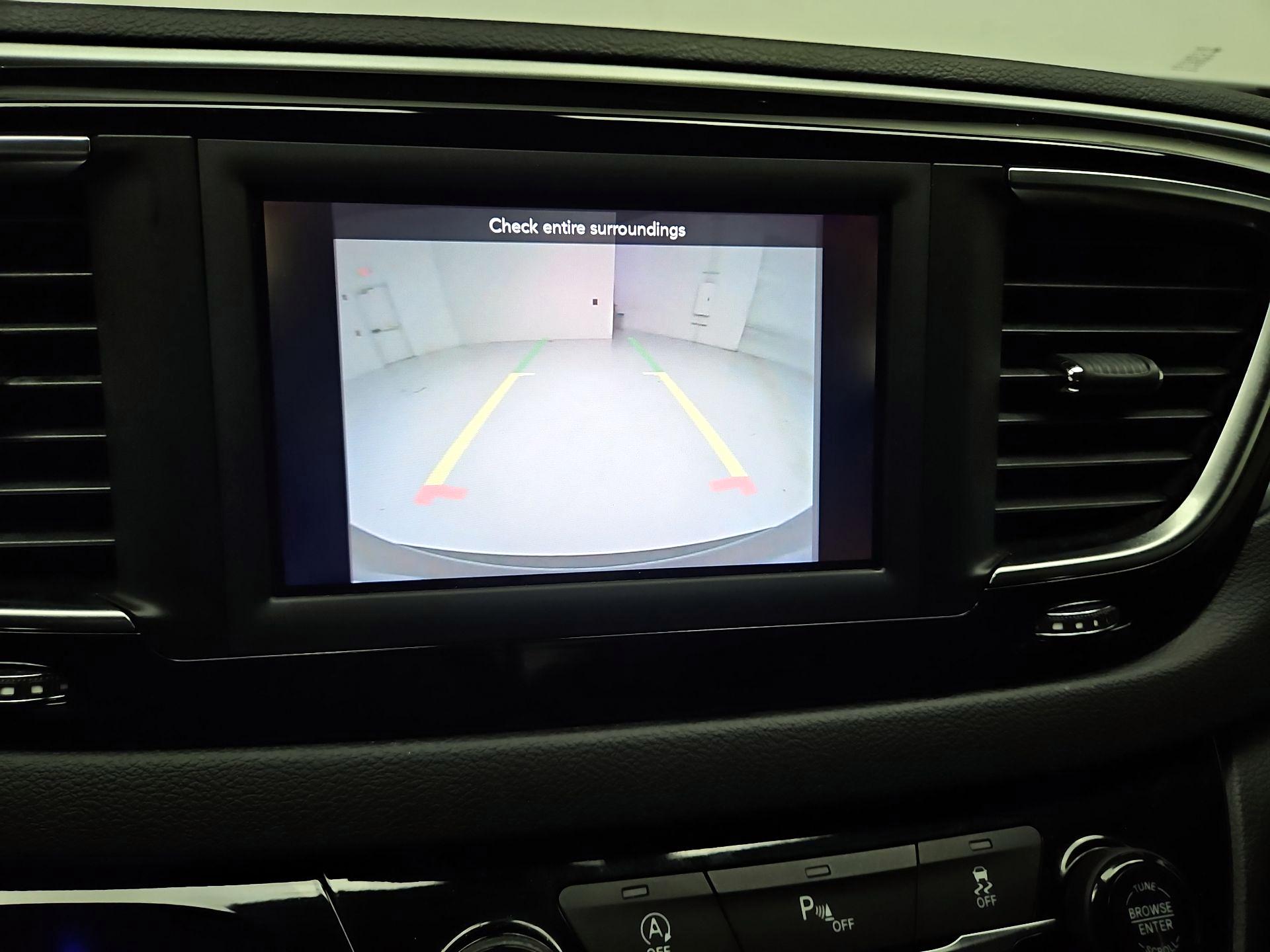 Thumbnail: 2020 Chrysler Pacifica - 14