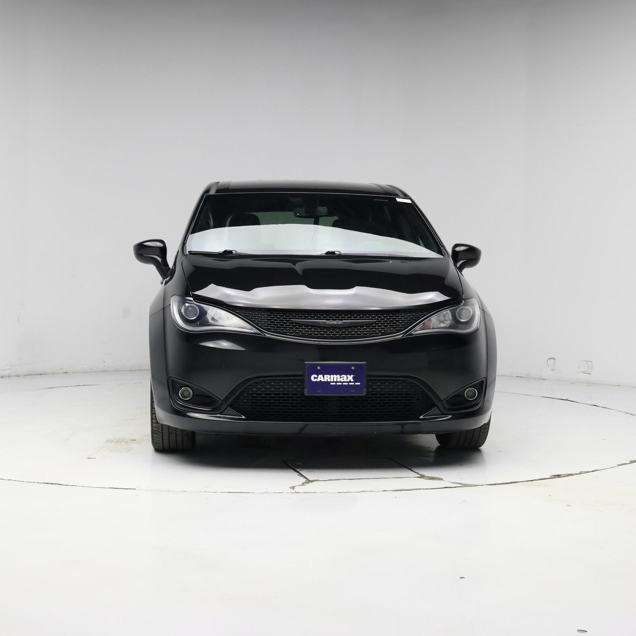 Thumbnail: 2020 Chrysler Pacifica - 5