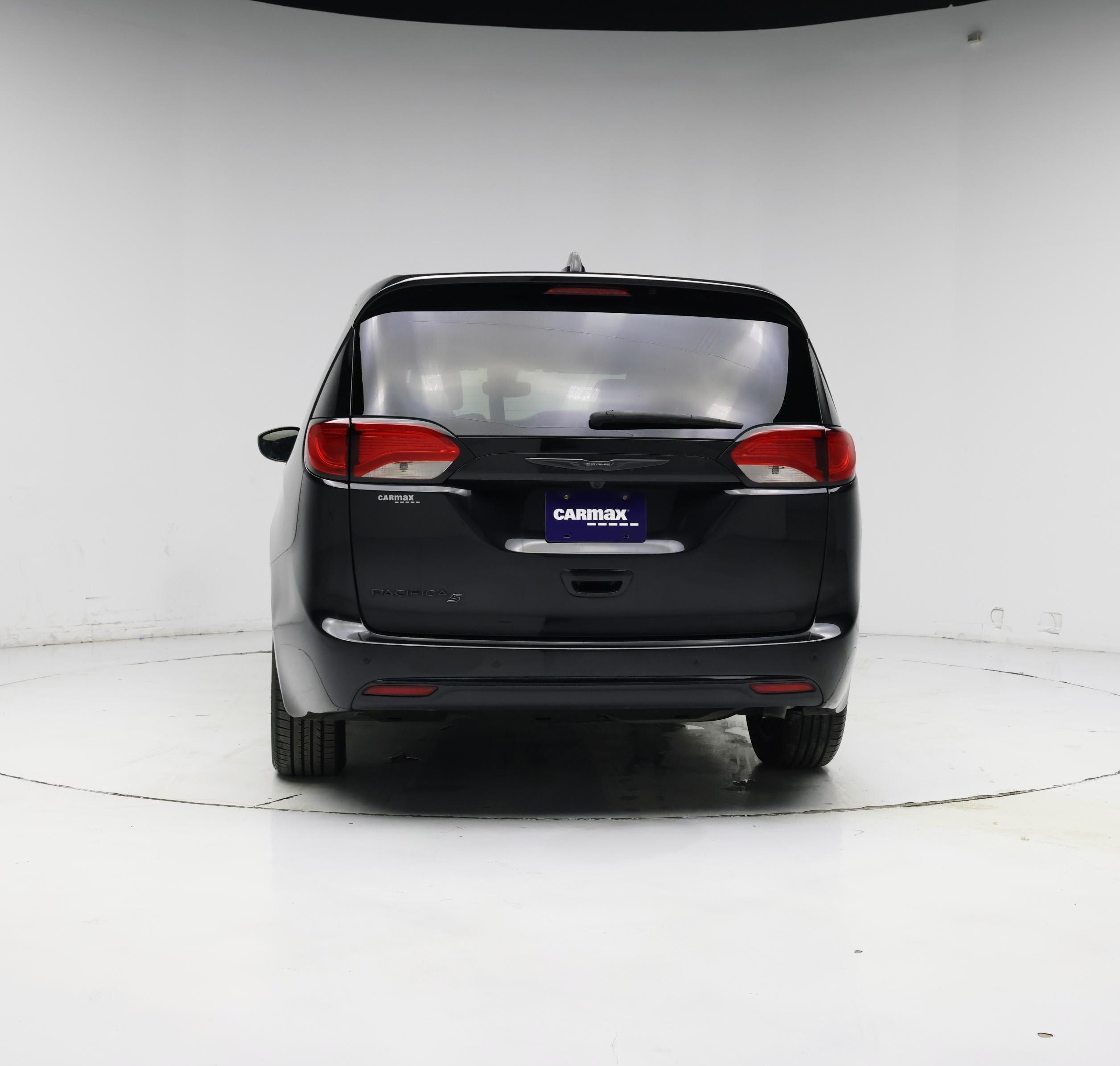 Thumbnail: 2020 Chrysler Pacifica - 6