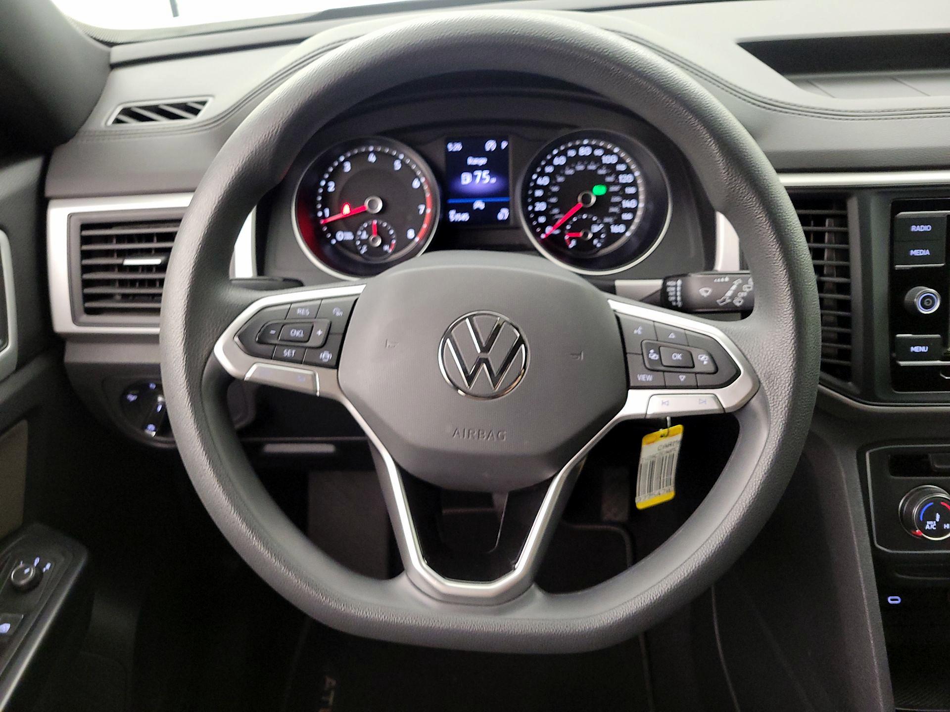 Thumbnail: 2021 Volkswagen Atlas - 10