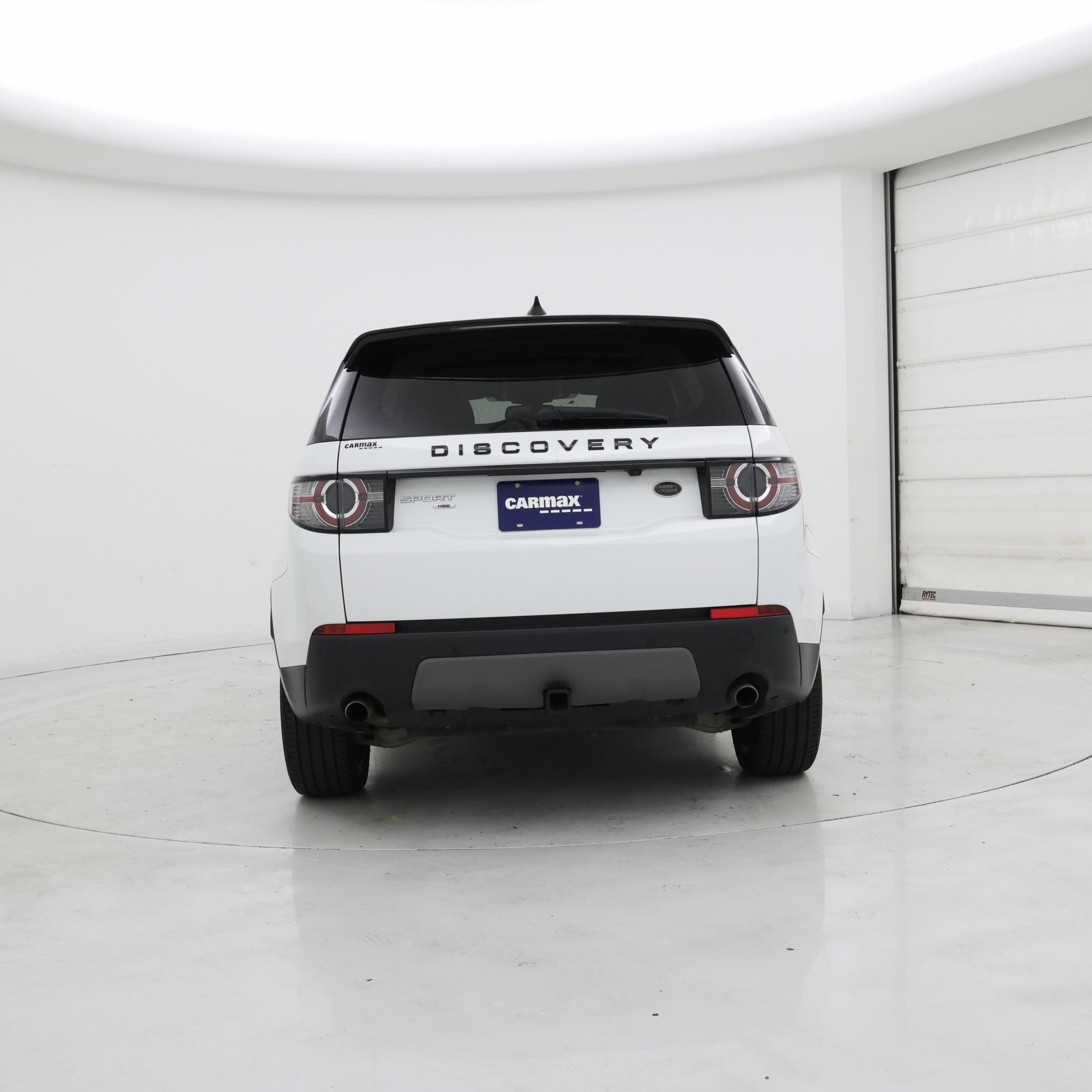 Thumbnail: 2017 Land Rover Discovery Sport - 6