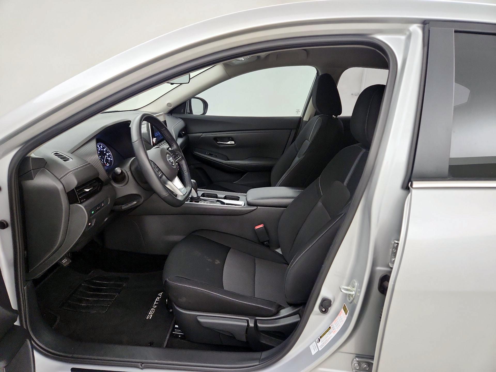 Thumbnail: 2023 Nissan Sentra - 11