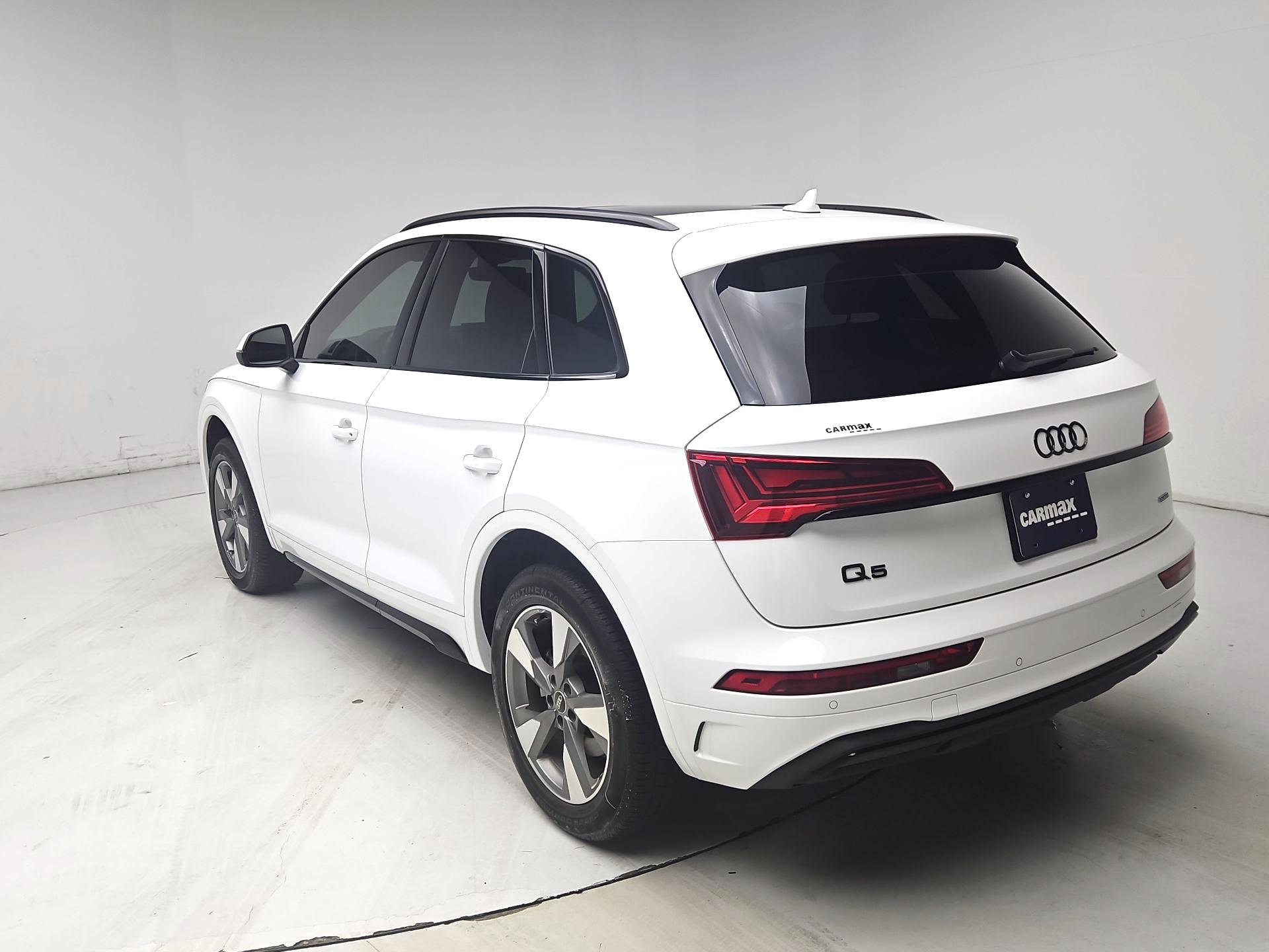 Thumbnail: 2024 Audi Q5 - 7