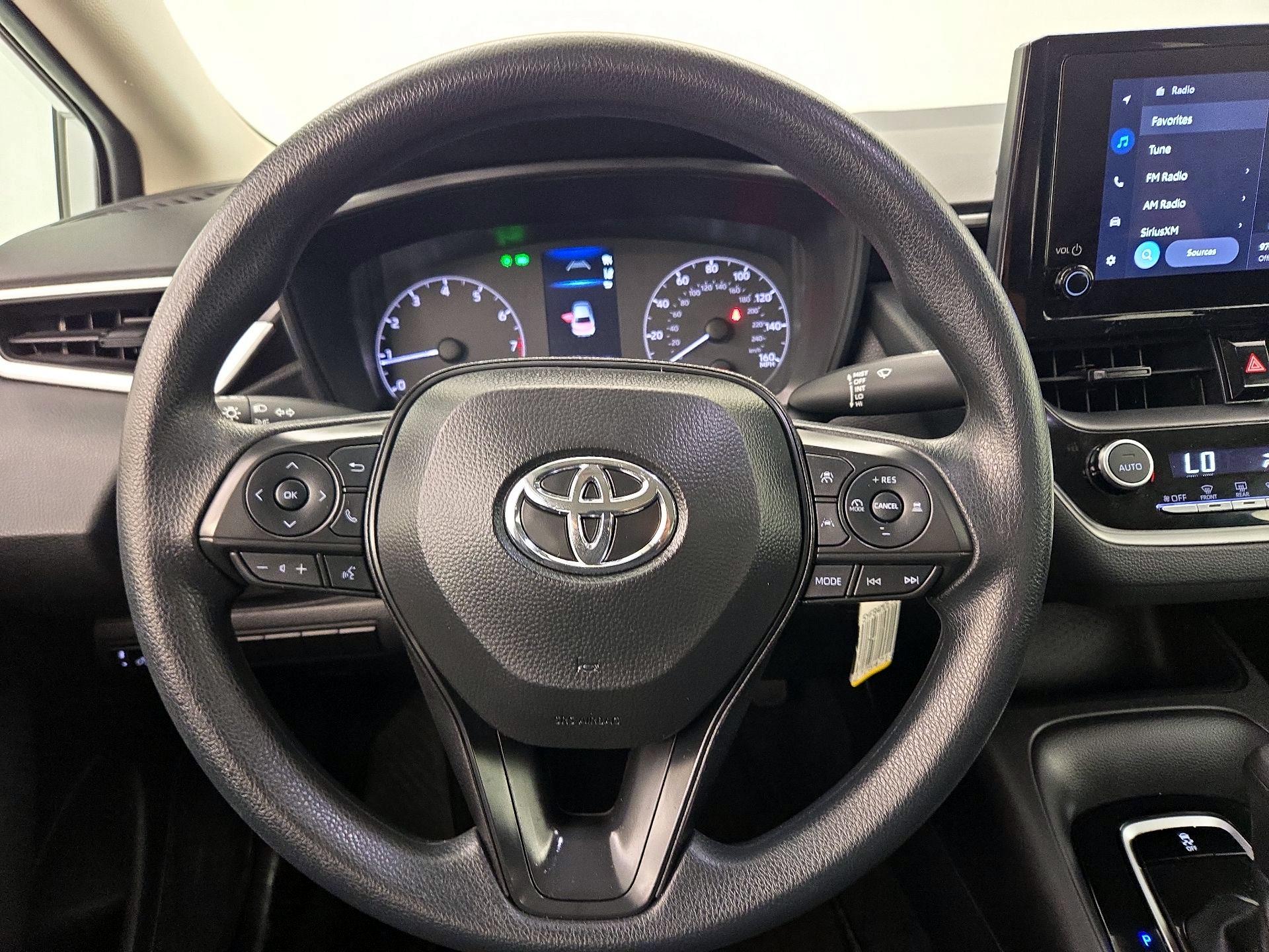 Thumbnail: 2025 Toyota Corolla - 10