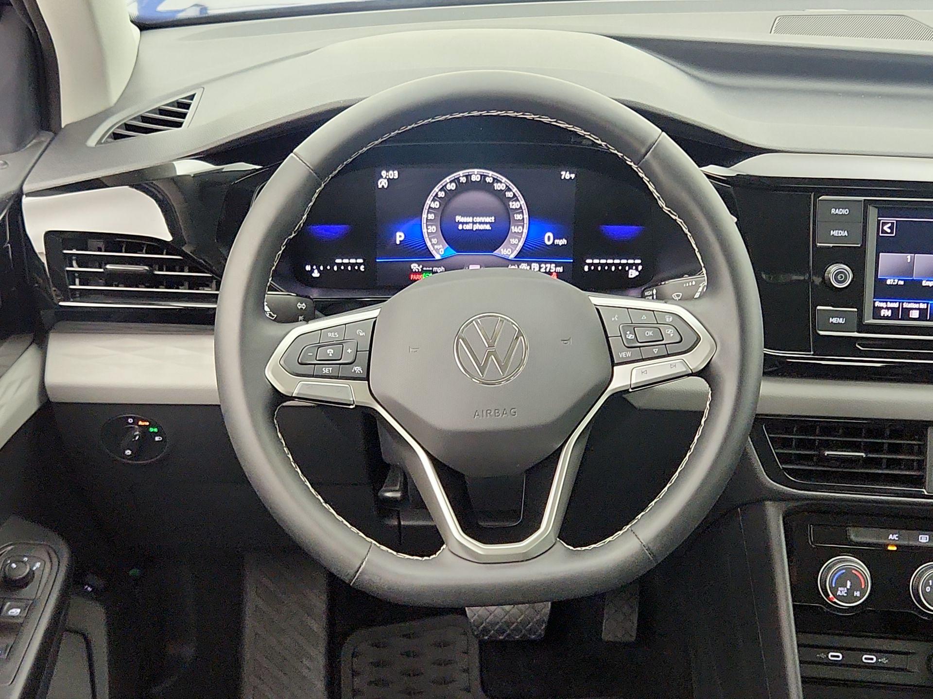 Thumbnail: 2024 Volkswagen Taos - 10