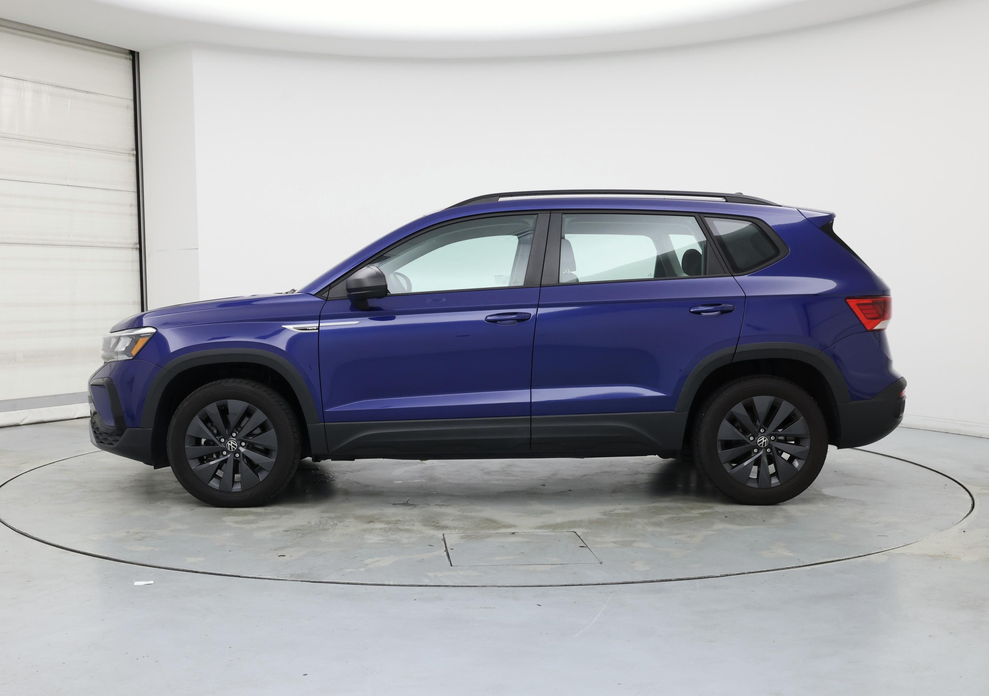 Thumbnail: 2024 Volkswagen Taos - 3