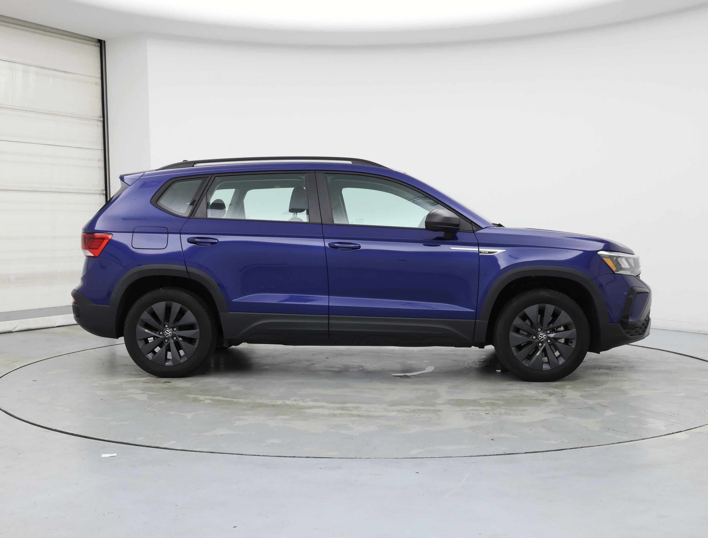 Thumbnail: 2024 Volkswagen Taos - 7