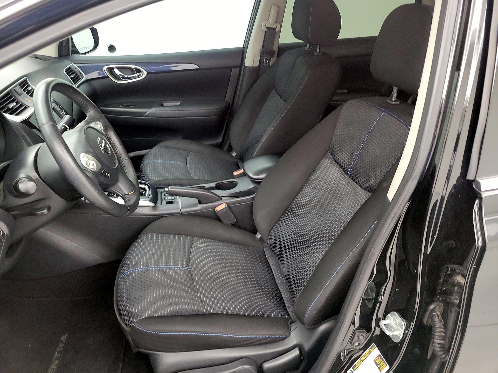 Thumbnail: 2018 Nissan Sentra - 11