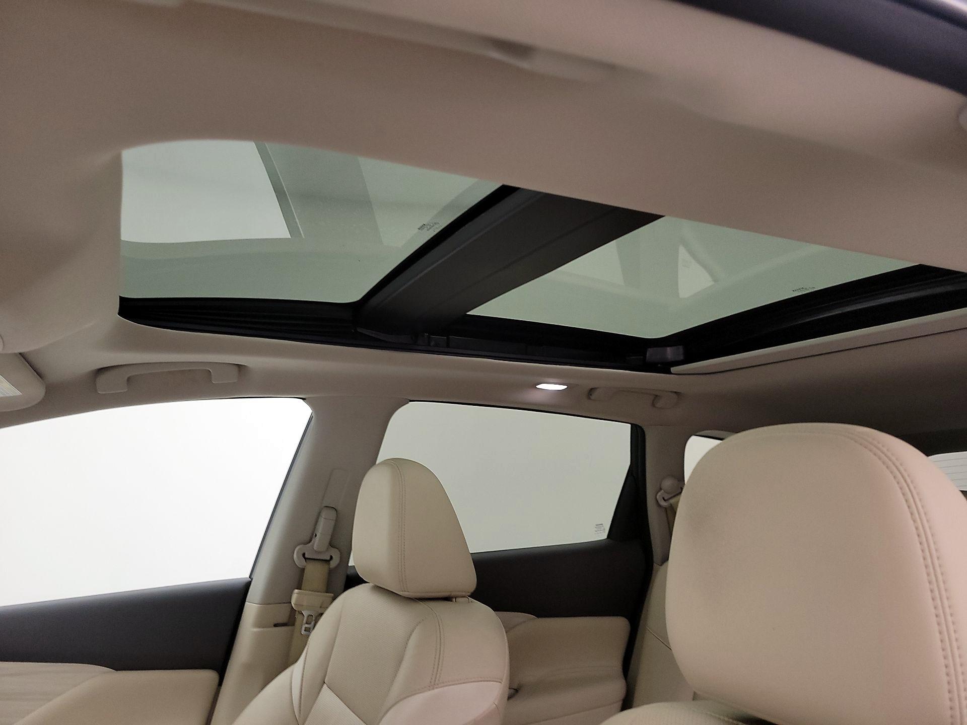 Thumbnail: 2017 Nissan Murano - 20