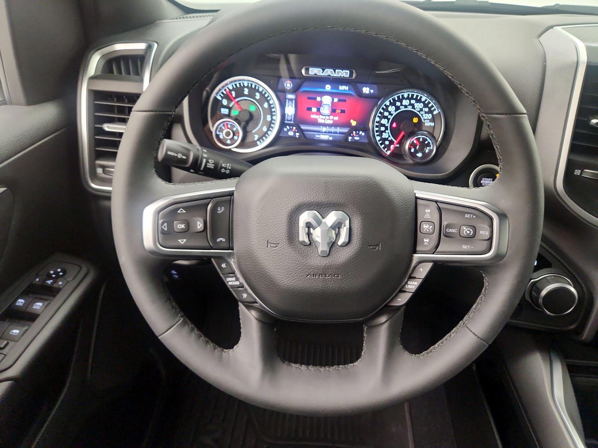 Thumbnail: 2025 RAM 1500 - 10