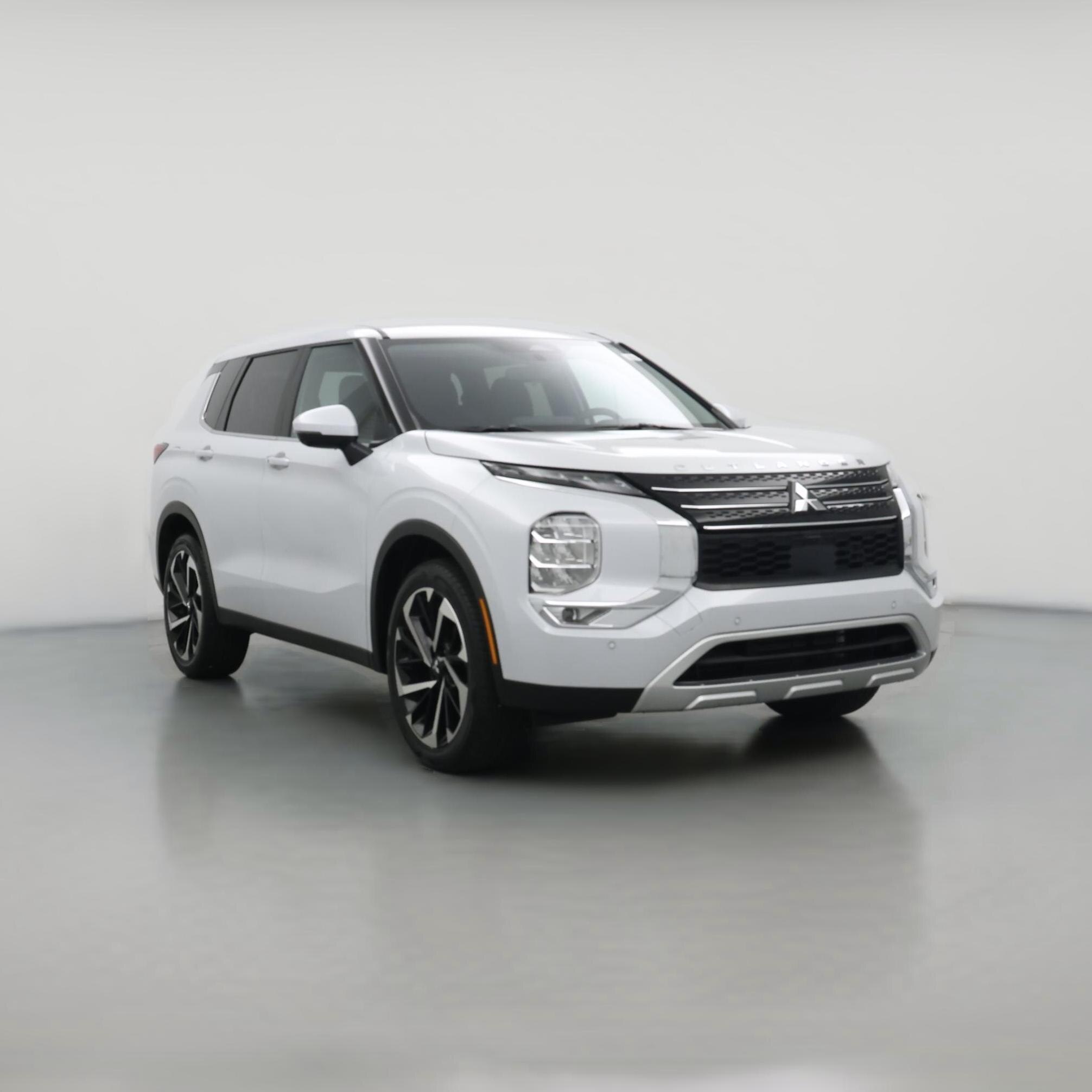 Thumbnail: 2024 Mitsubishi Outlander - 1