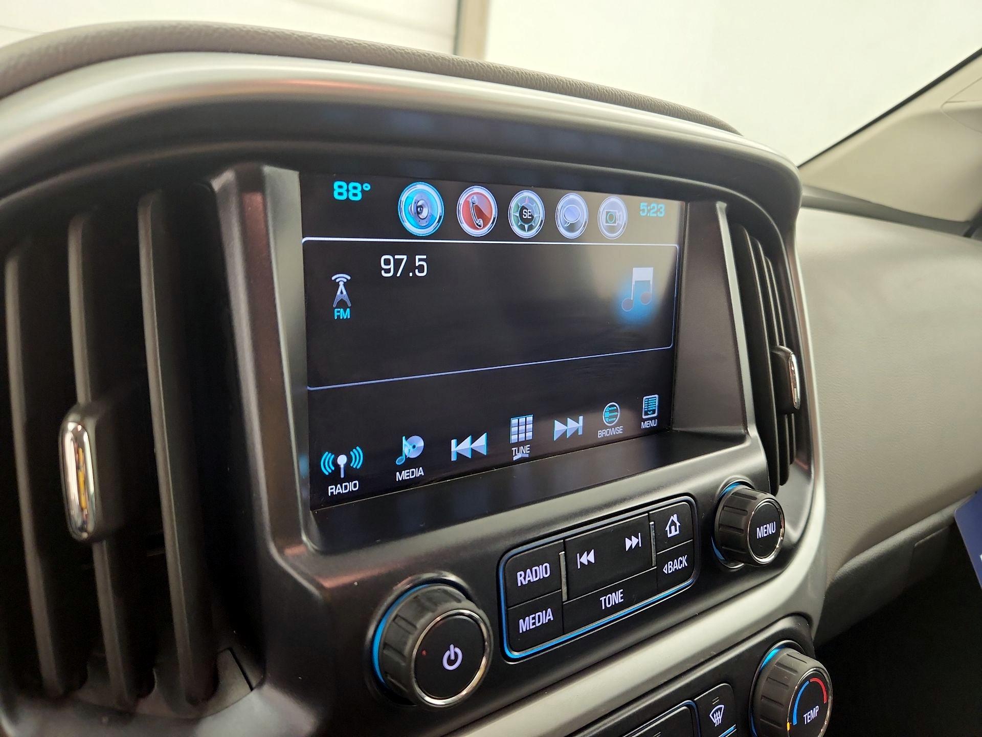 Thumbnail: 2018 Chevrolet Colorado - 15
