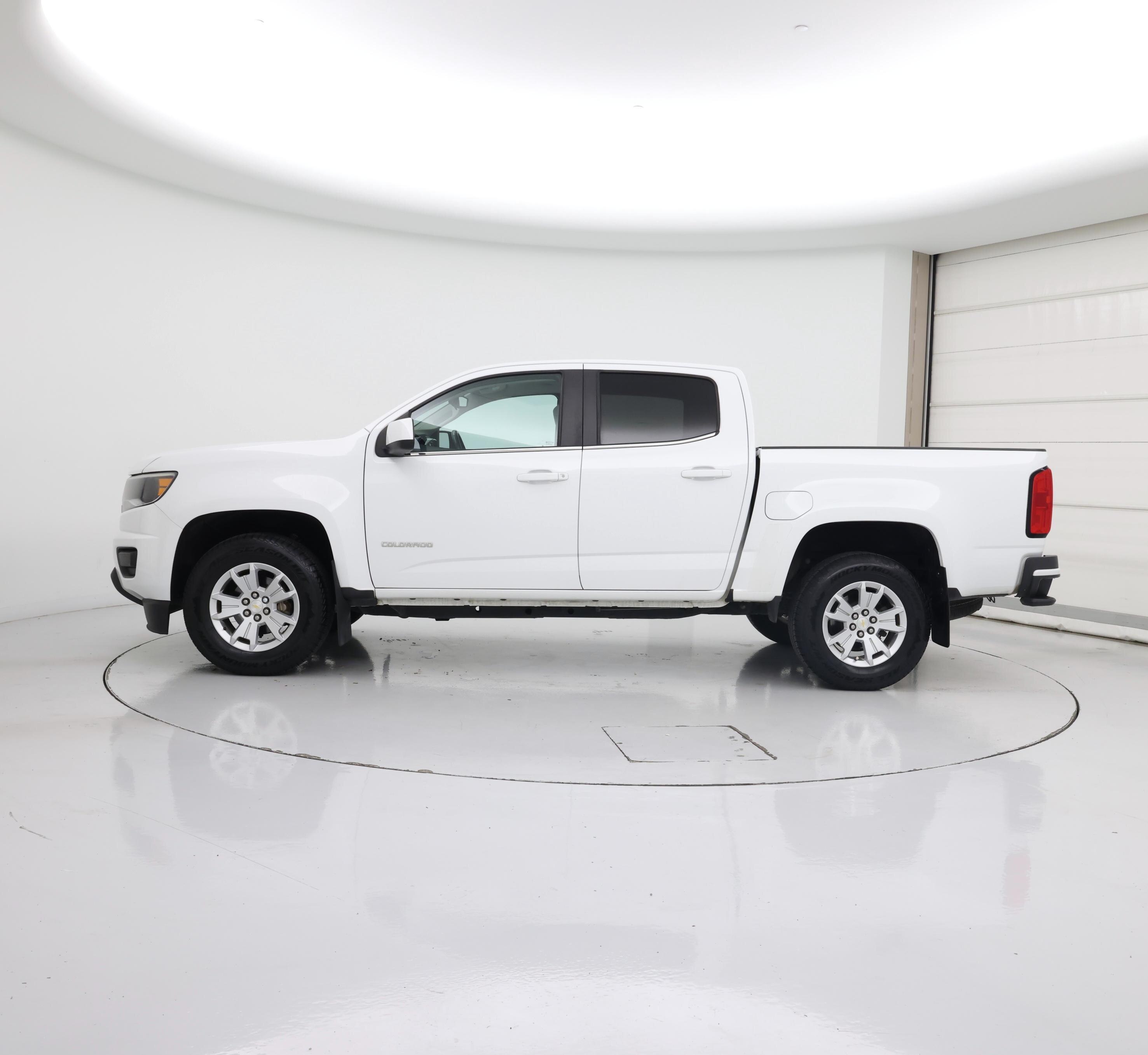 Thumbnail: 2018 Chevrolet Colorado - 3