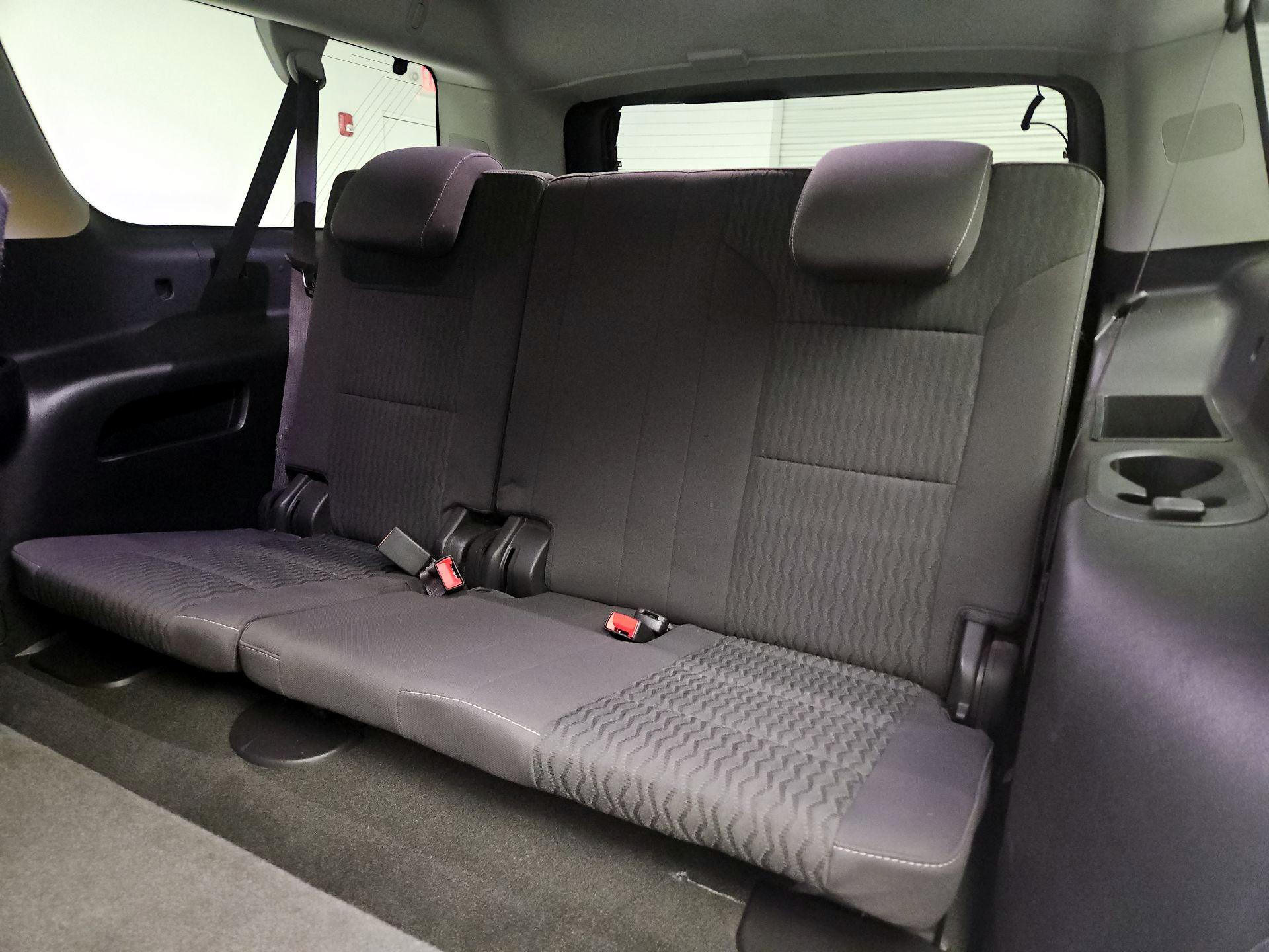 Thumbnail: 2017 Chevrolet Suburban - 18